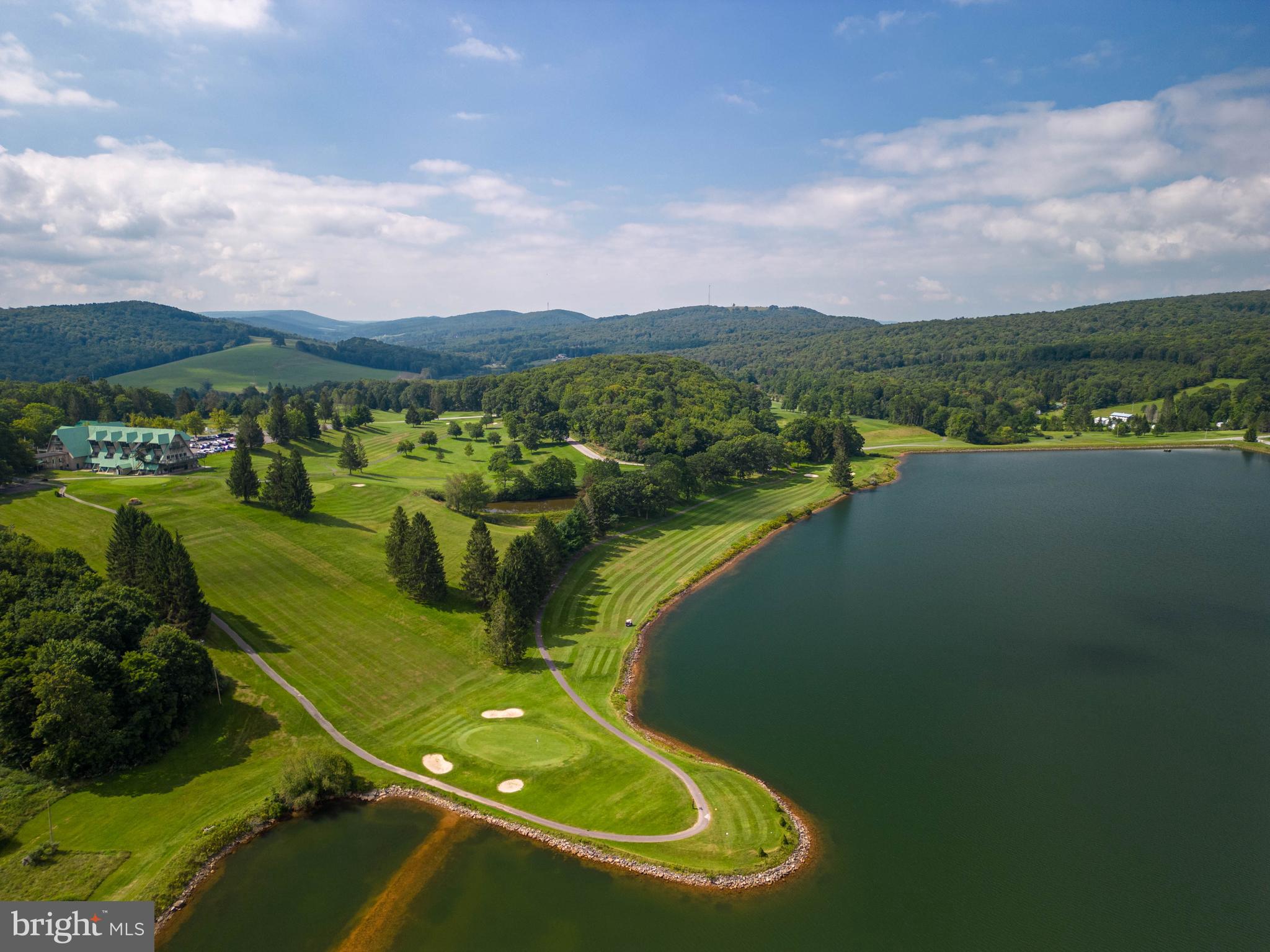 ALPINE LAKE  RESORT - Residential