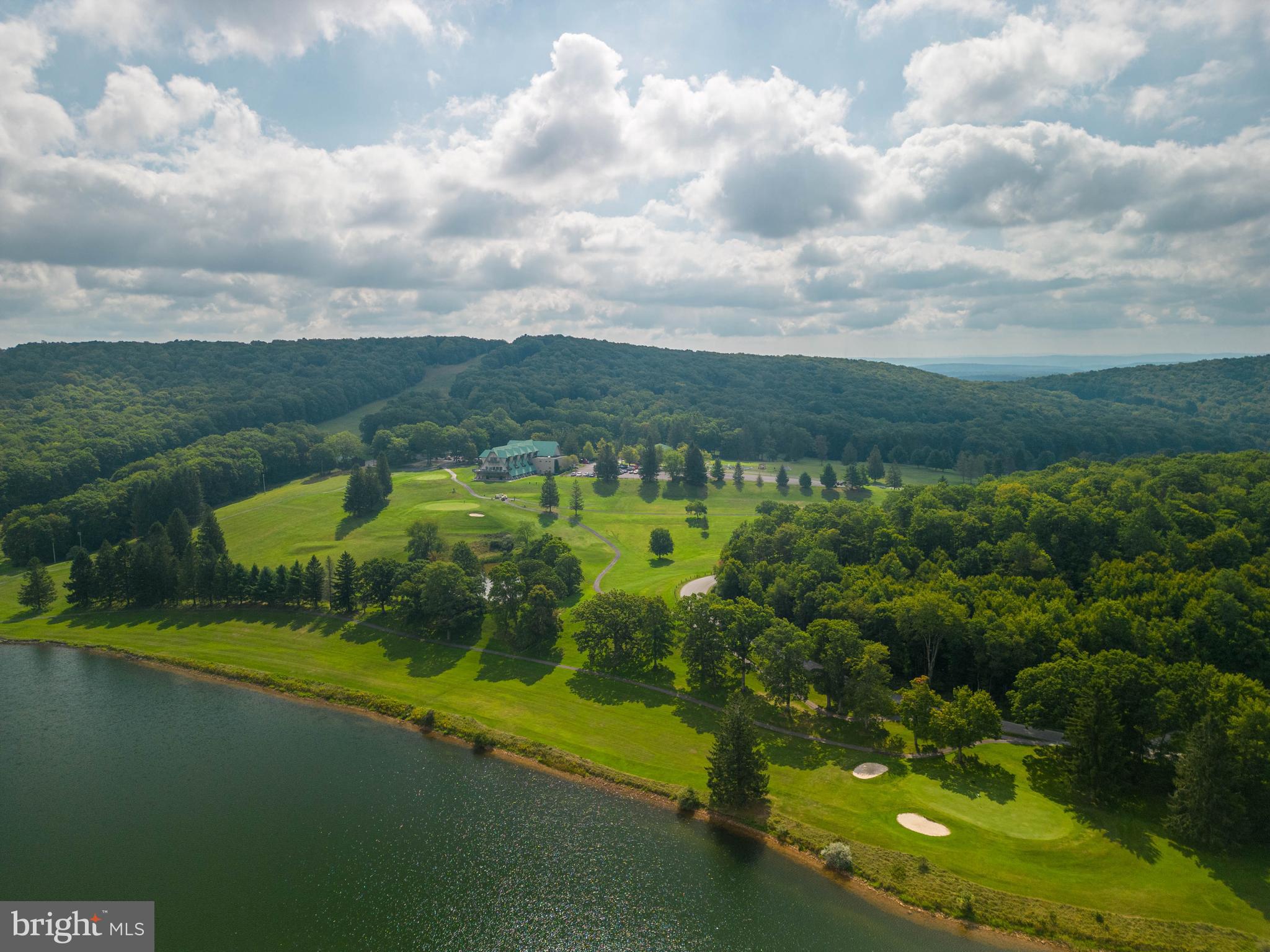 ALPINE LAKE  RESORT - Residential