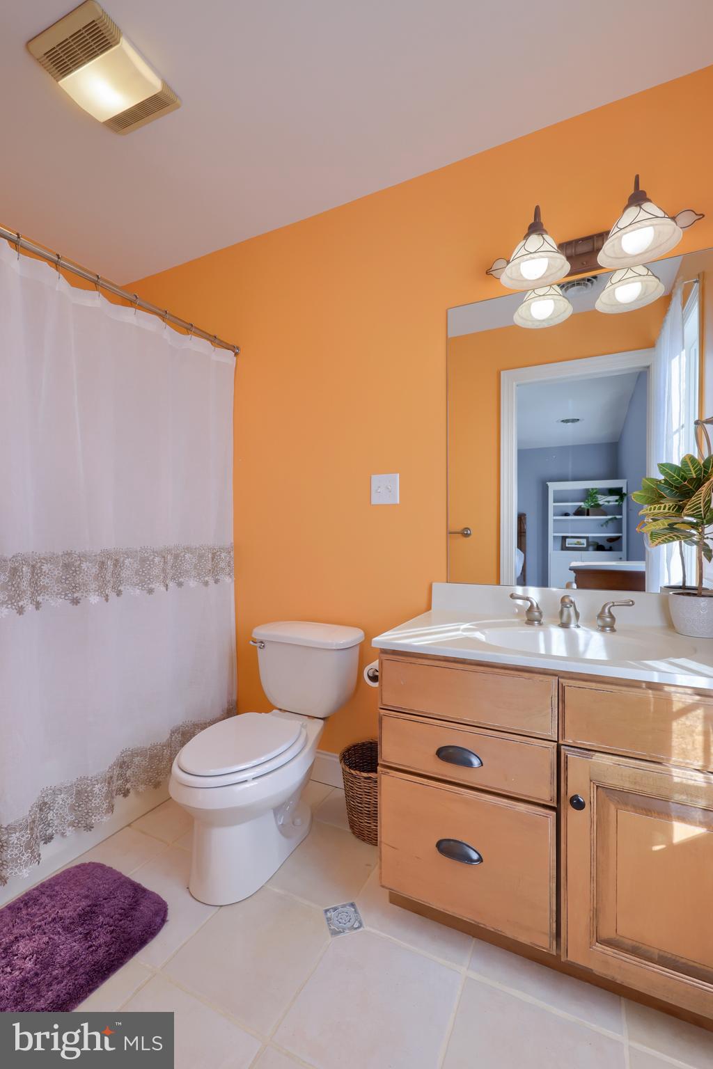 LAUREL POND NORTH - Residential