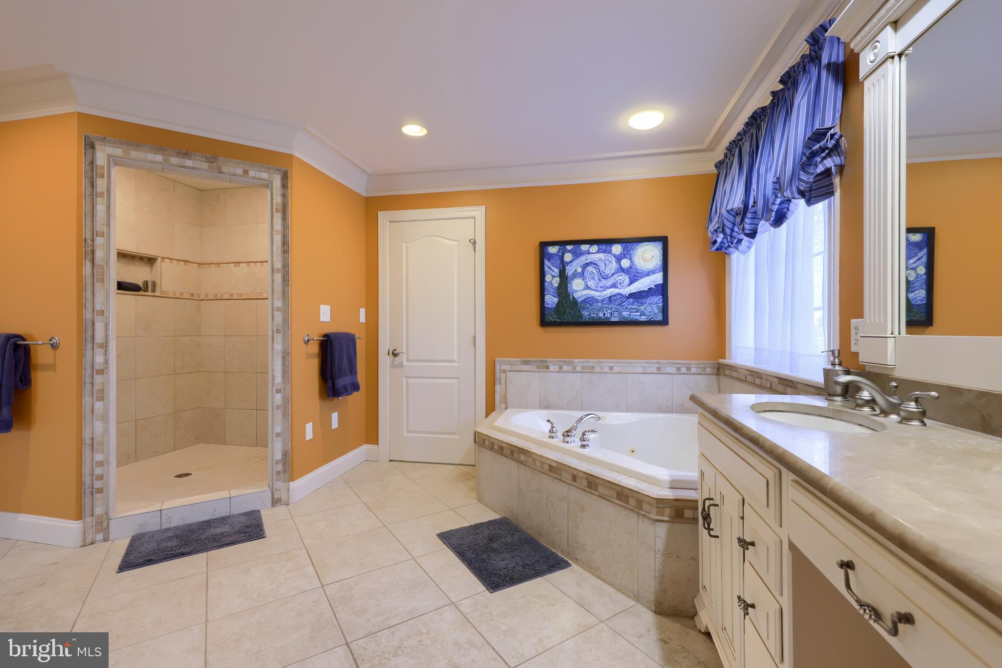 LAUREL POND NORTH - Residential