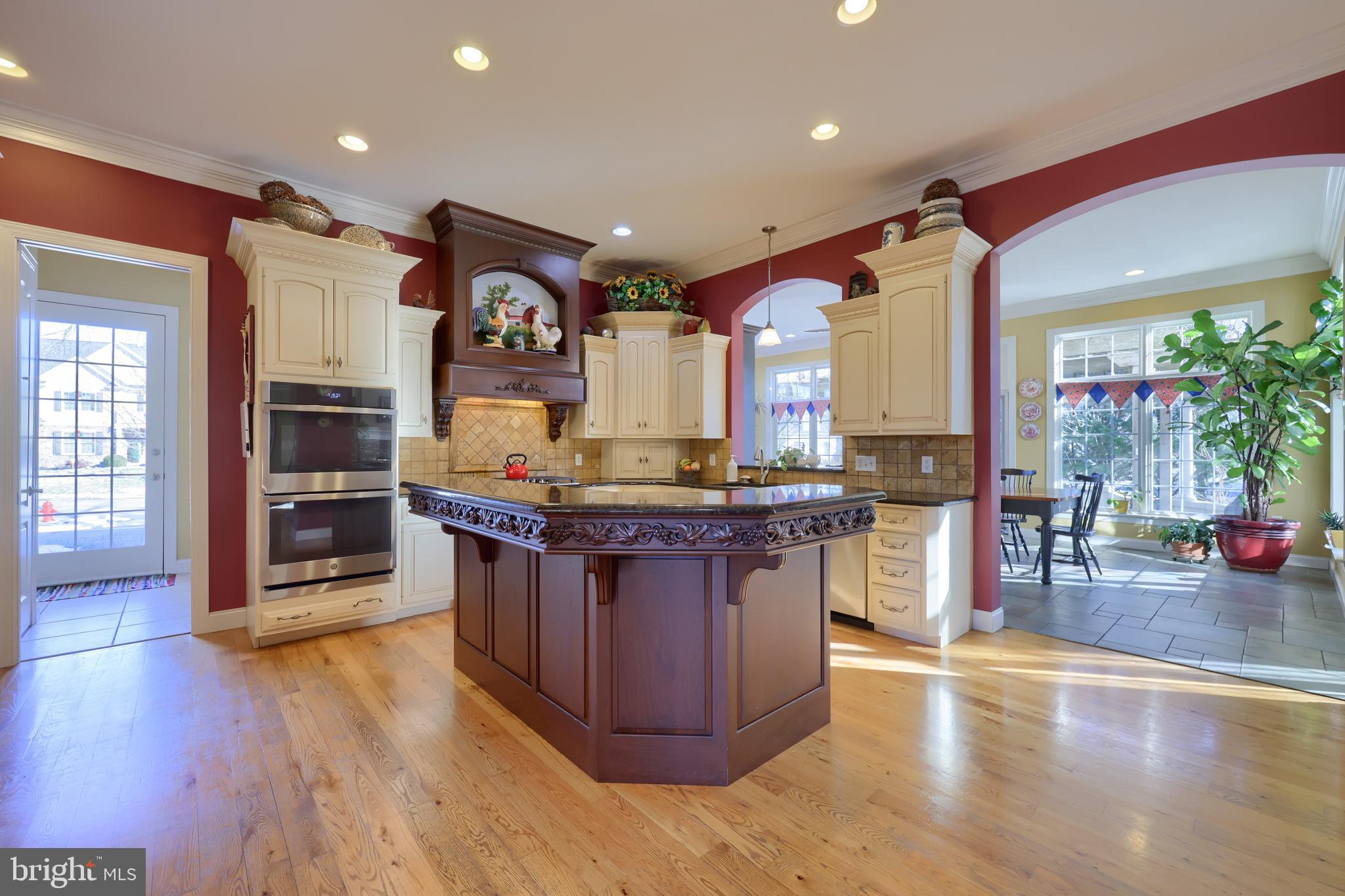 LAUREL POND NORTH - Residential