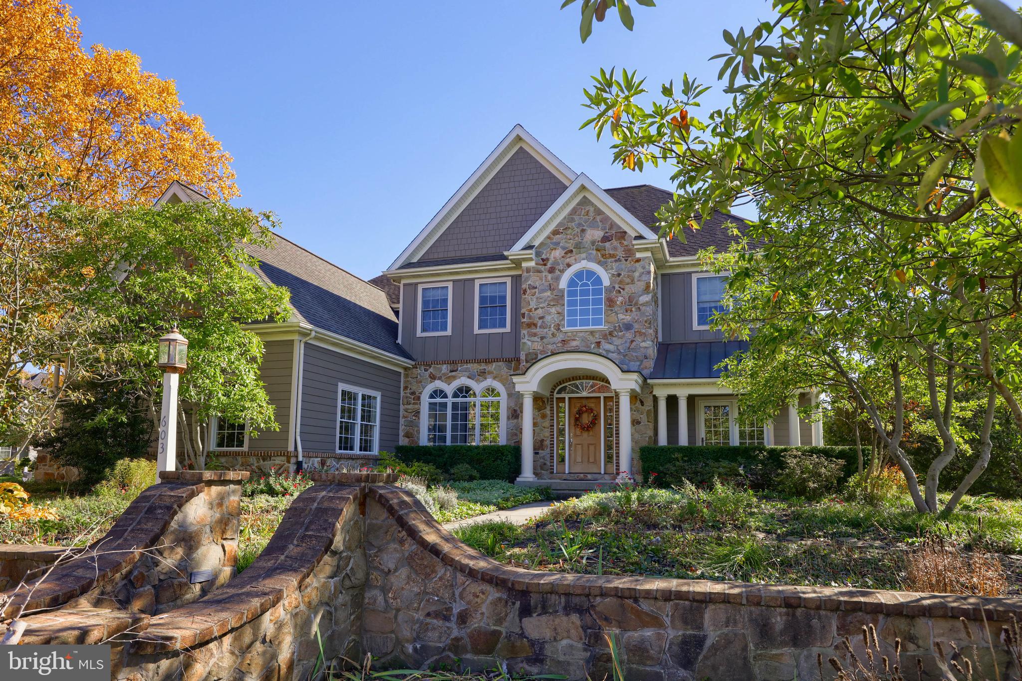 LAUREL POND NORTH - Residential