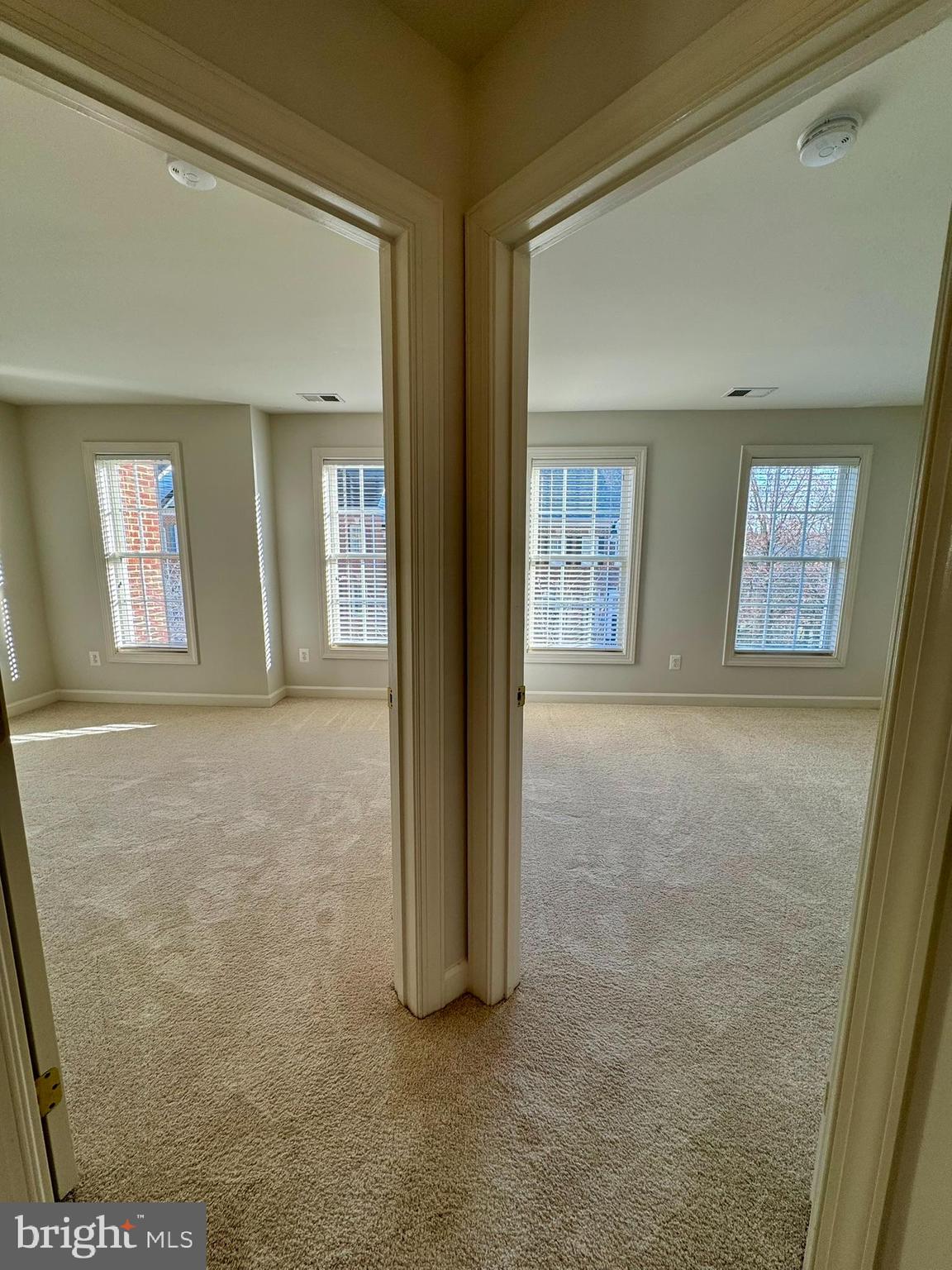 RIVER CREEK - Residential Lease