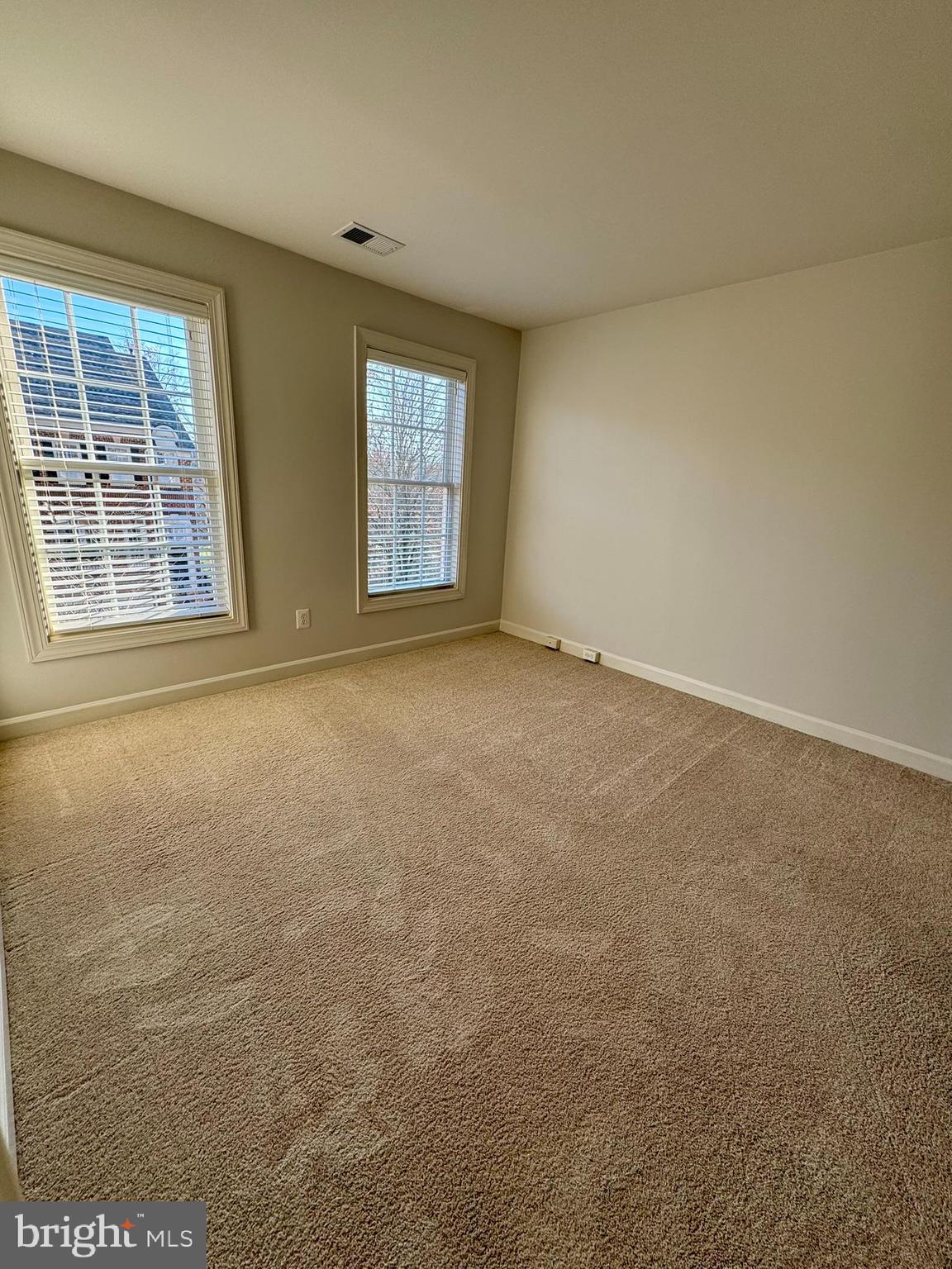 RIVER CREEK - Residential Lease