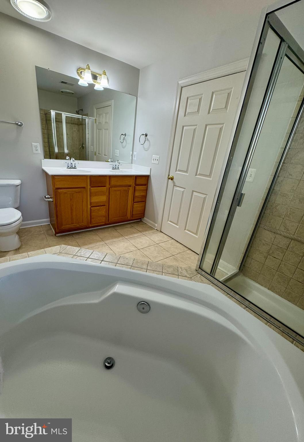 RIVER CREEK - Residential Lease