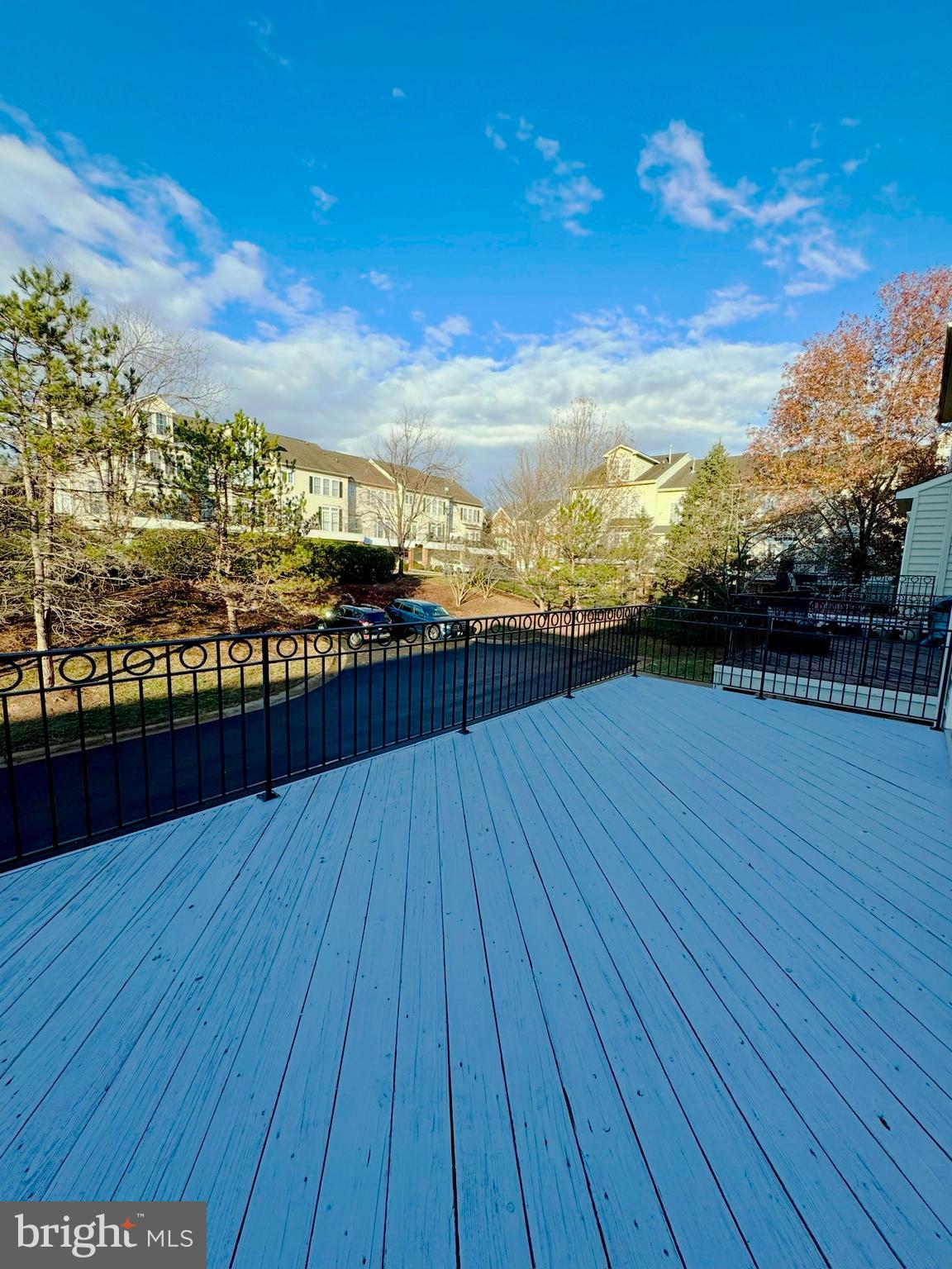 RIVER CREEK - Residential Lease