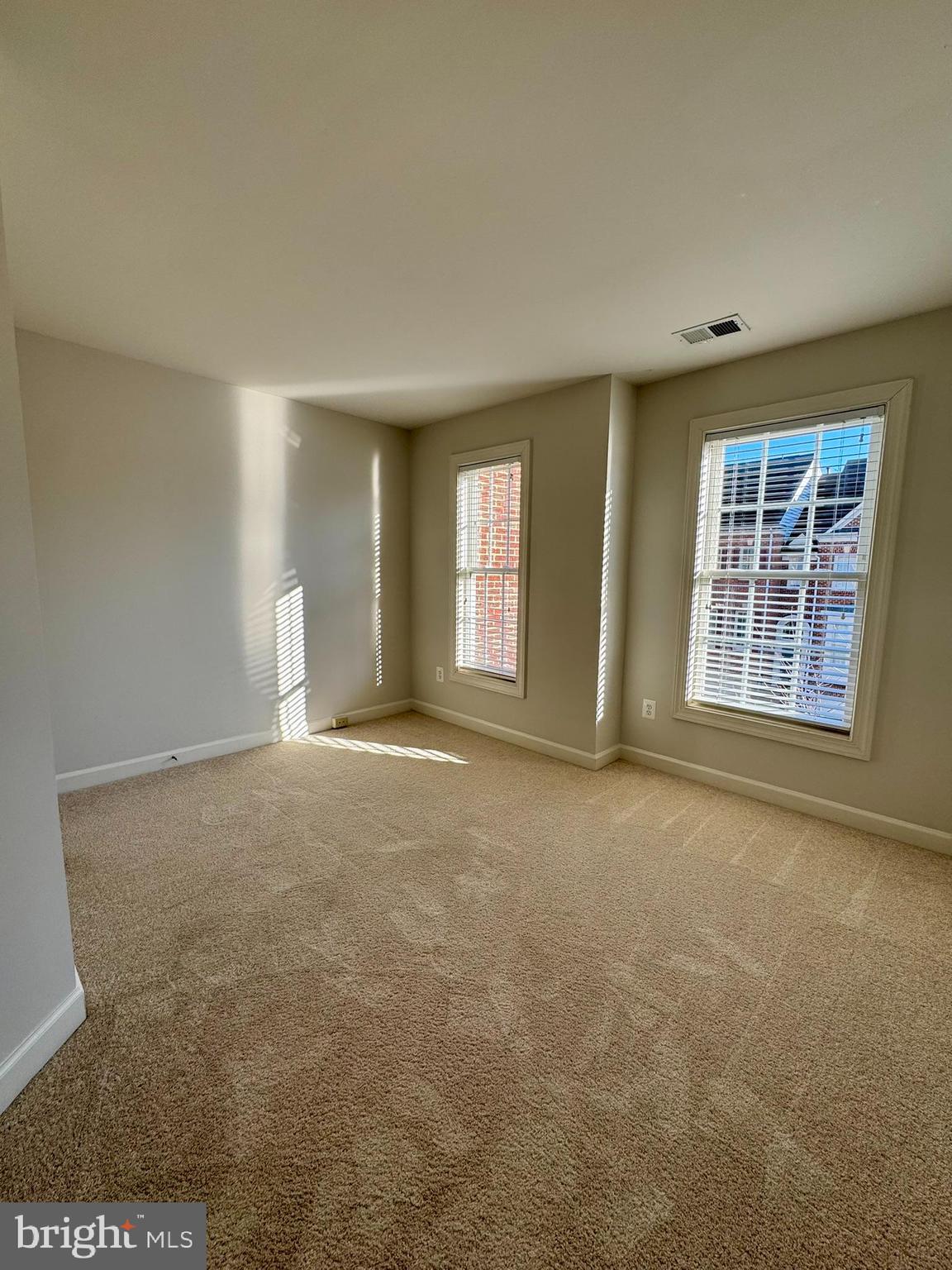 RIVER CREEK - Residential Lease