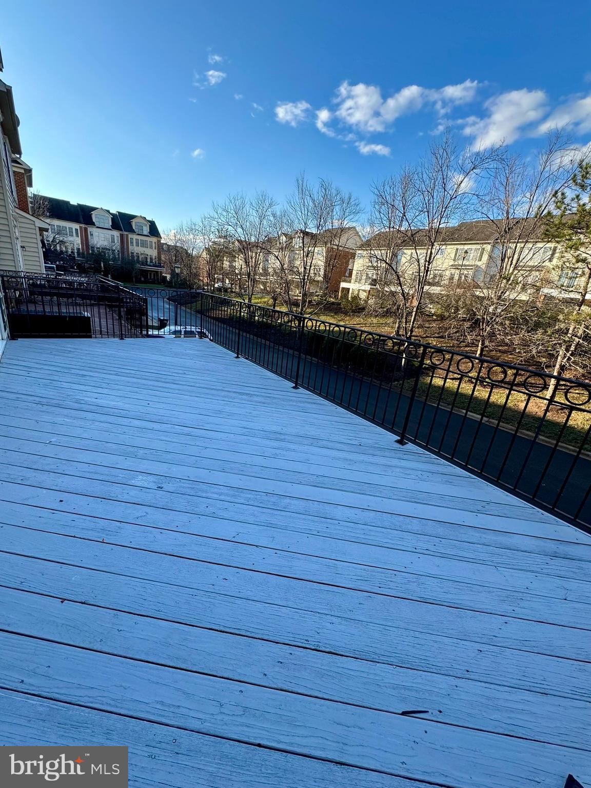 RIVER CREEK - Residential Lease