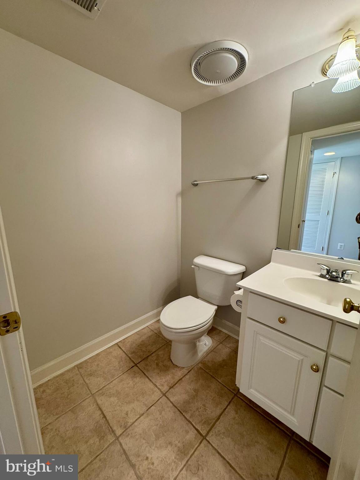 RIVER CREEK - Residential Lease