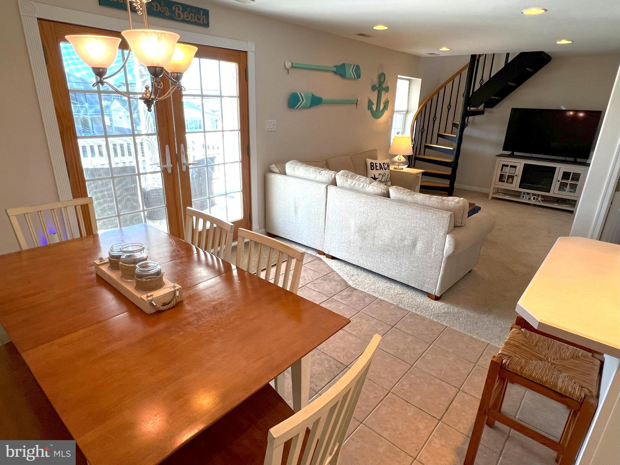 309 E HOLLYWOOD AVENUE 3