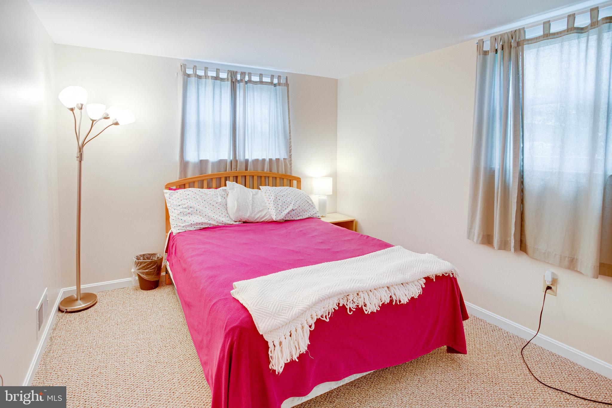 DALE CITY - Residential Lease