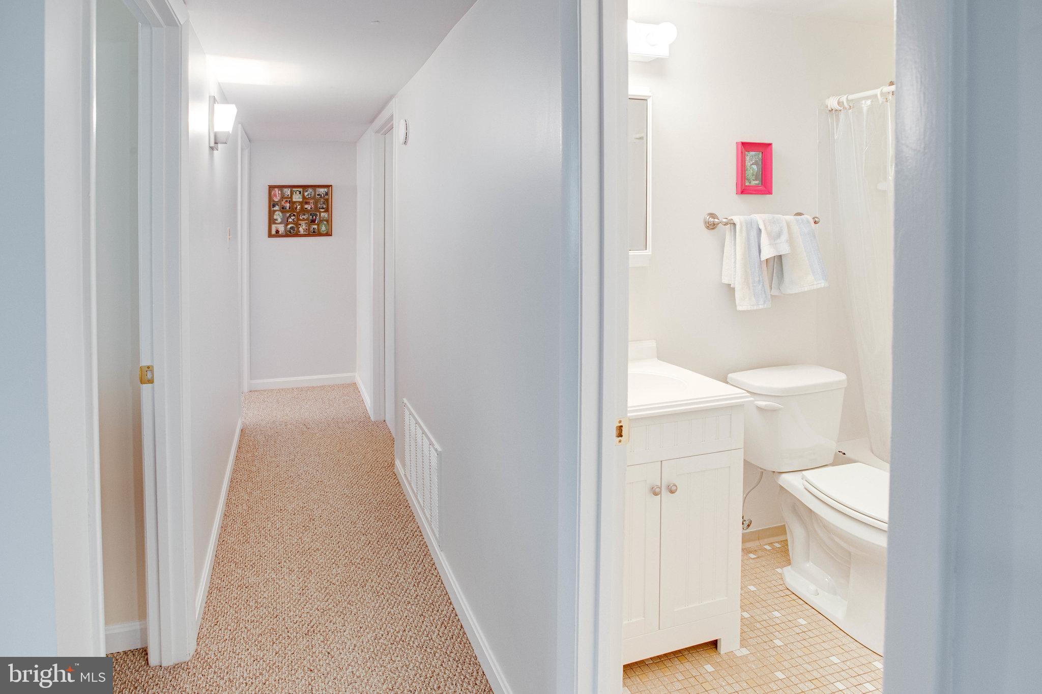 DALE CITY - Residential Lease