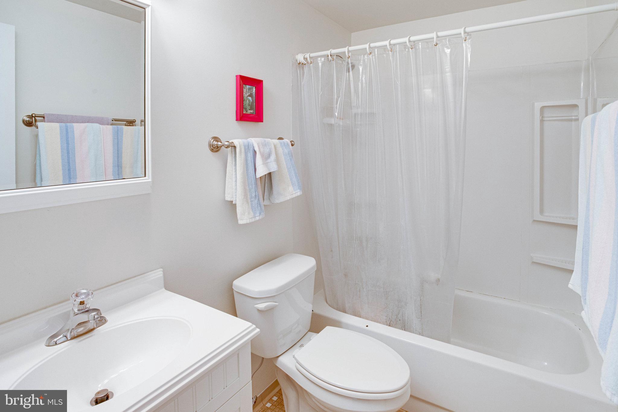 DALE CITY - Residential Lease