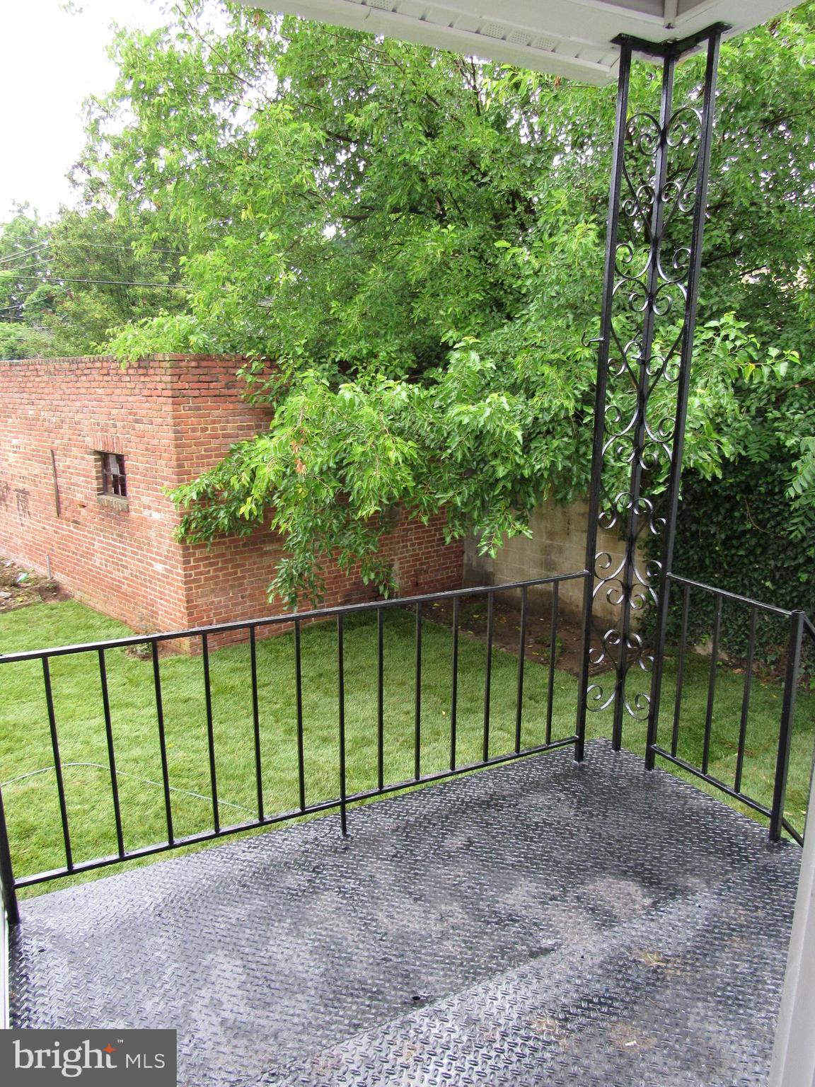 ARLINGTON - Residential