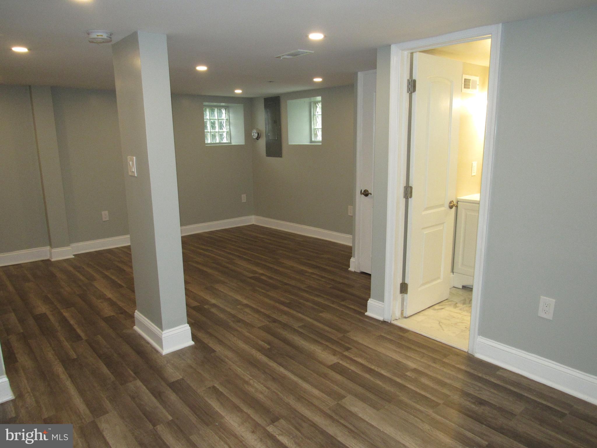 ARLINGTON - Residential