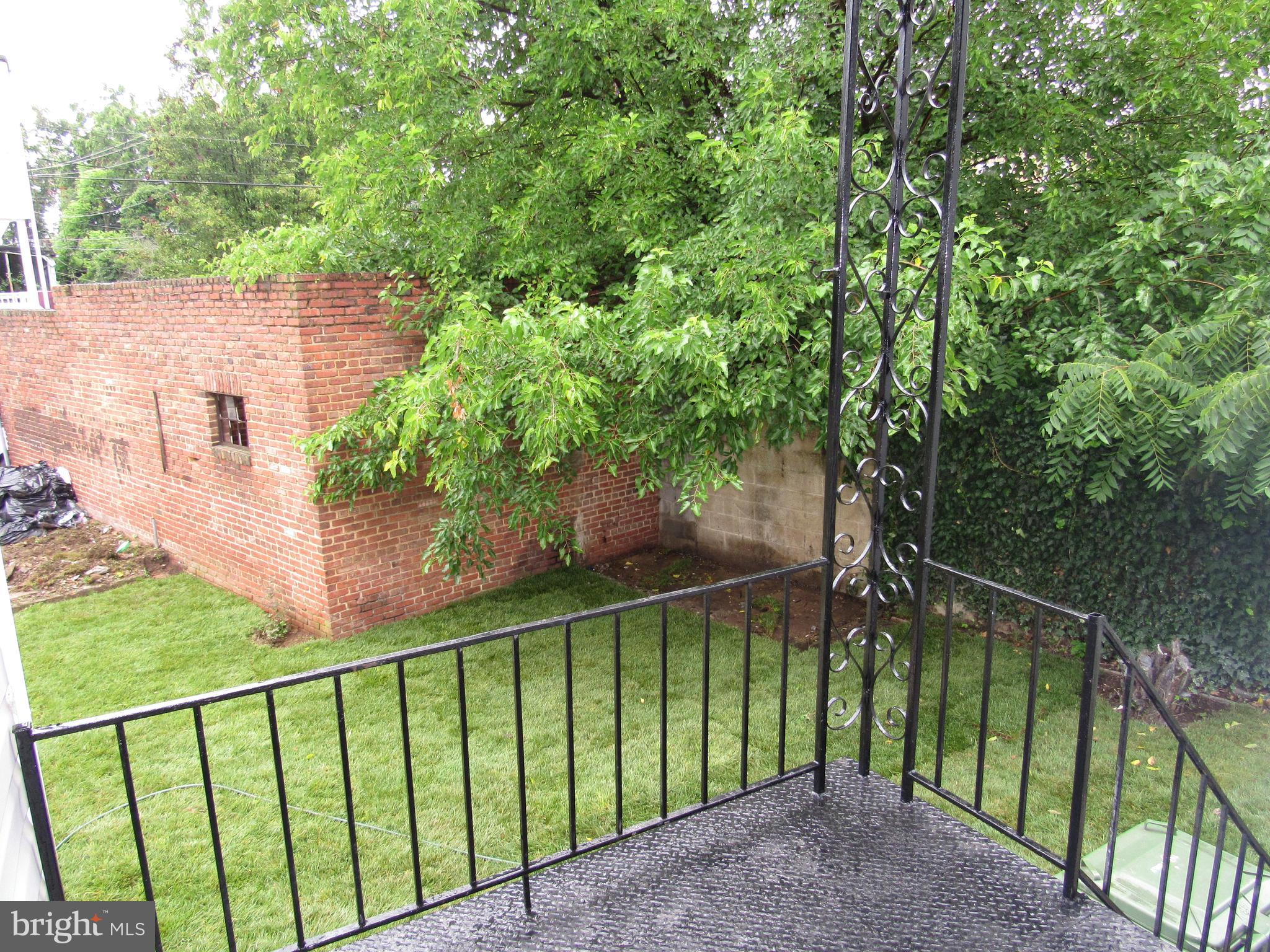 ARLINGTON - Residential