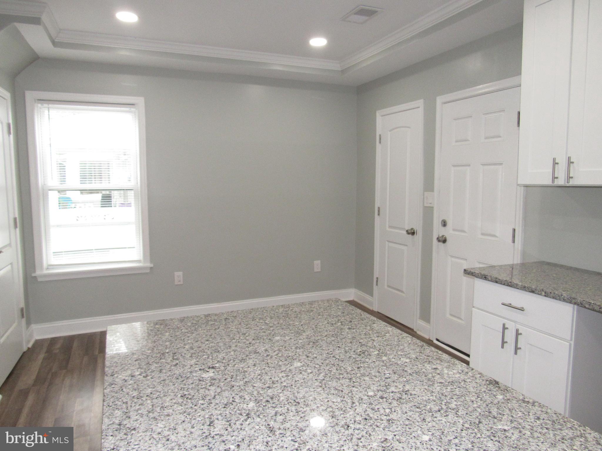 ARLINGTON - Residential