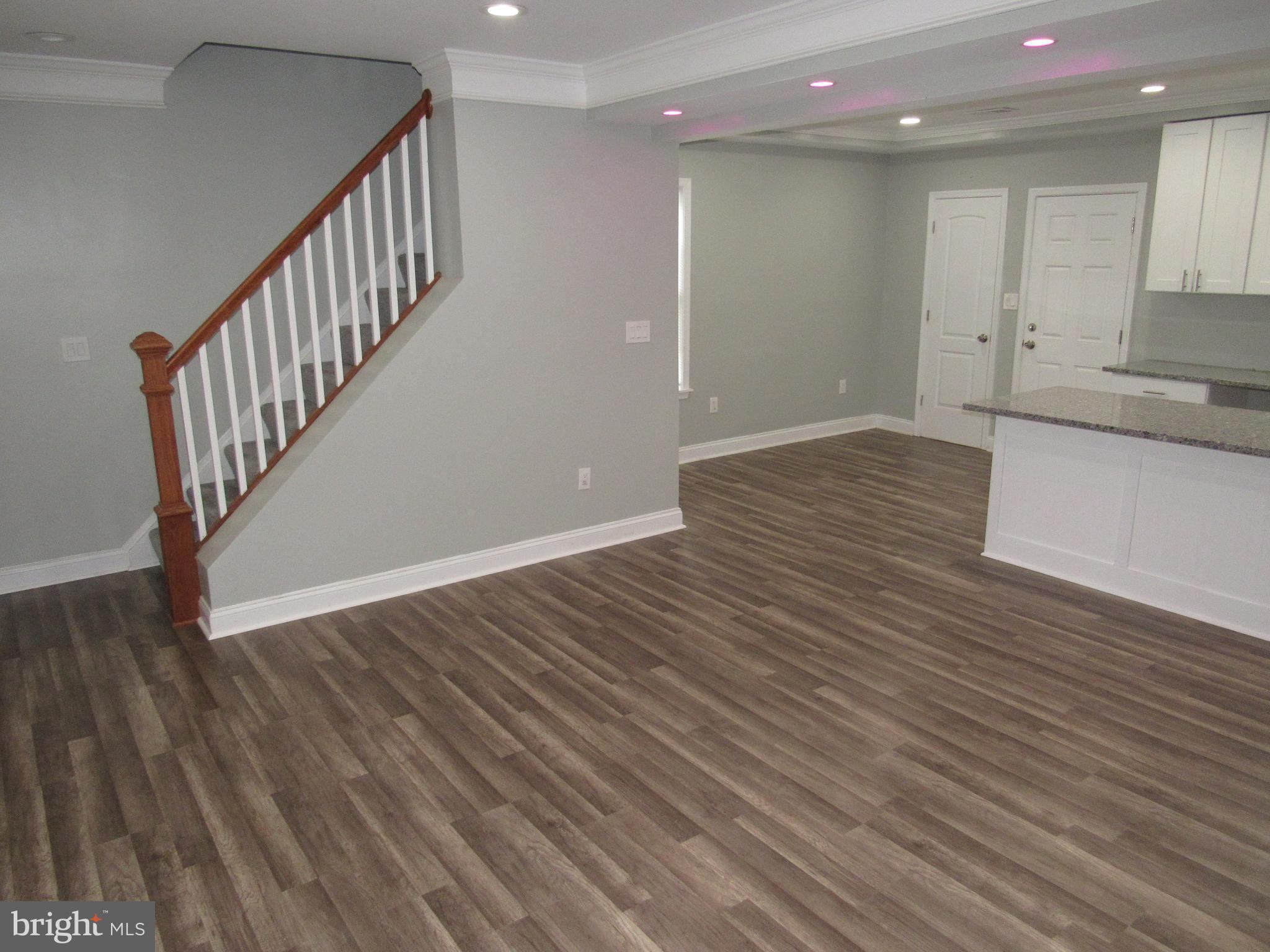 ARLINGTON - Residential