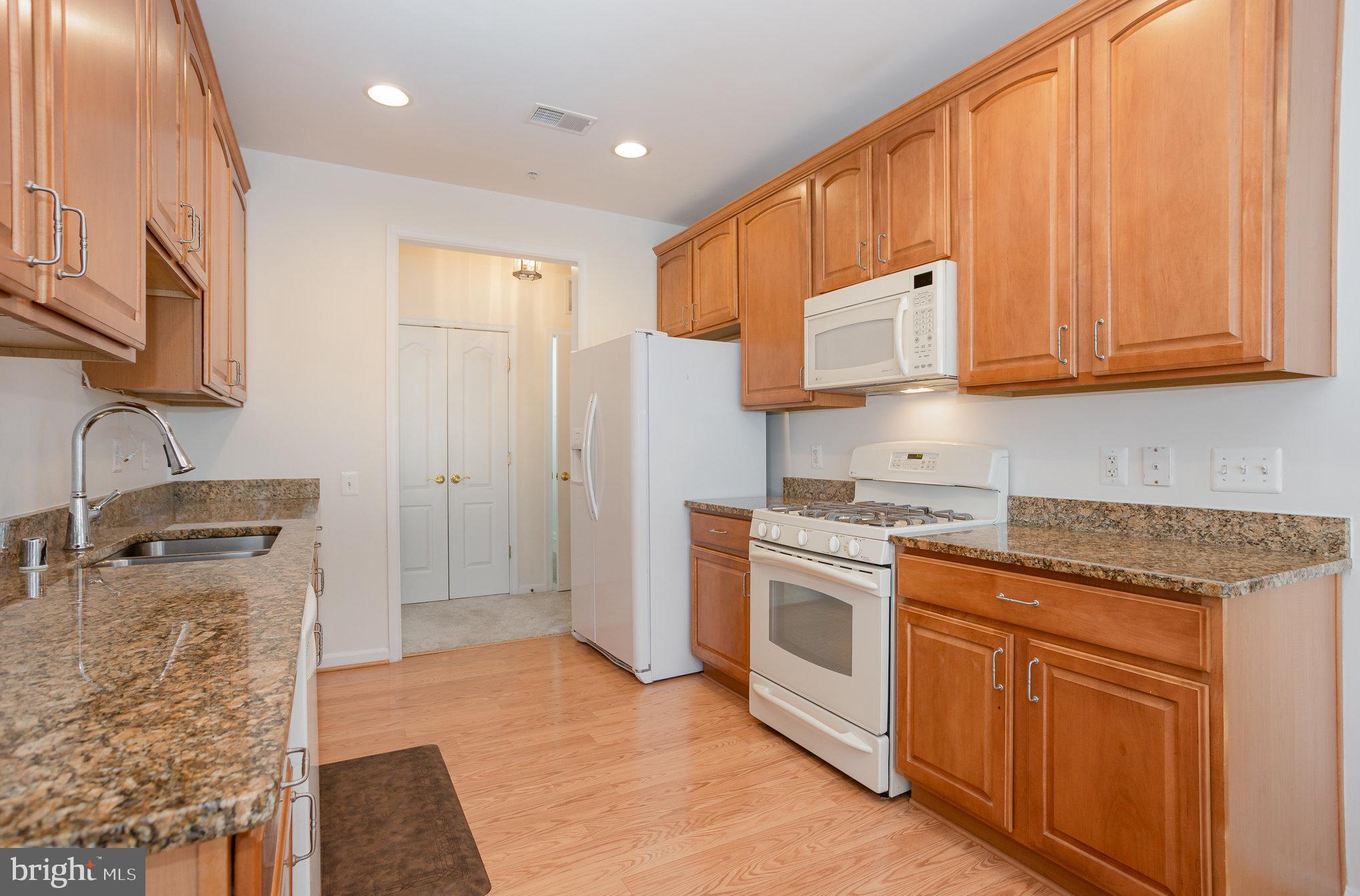 FOREST VIEW - Residential