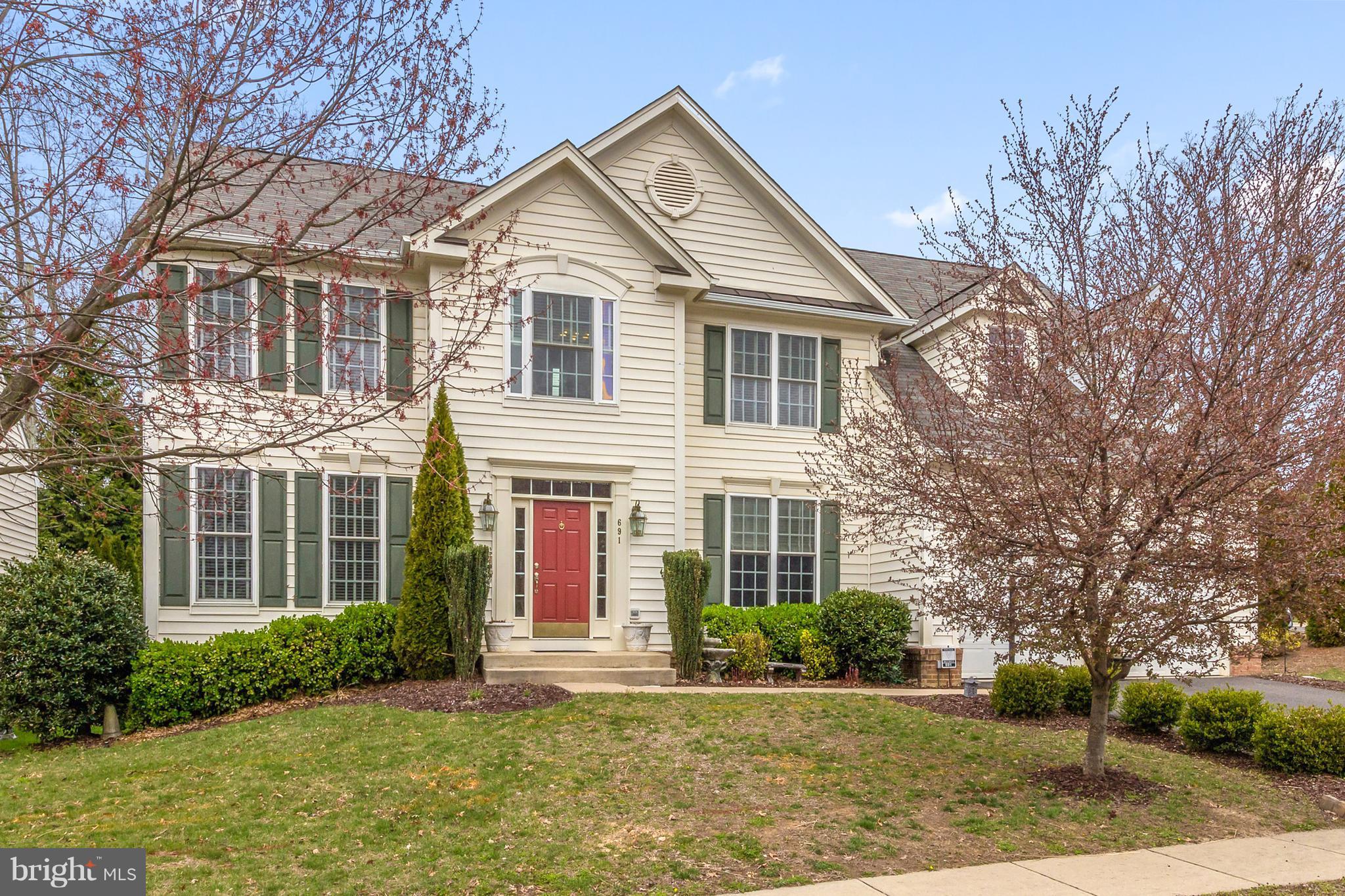 HOMEPLACE ON PELHAMS REACH - Residential