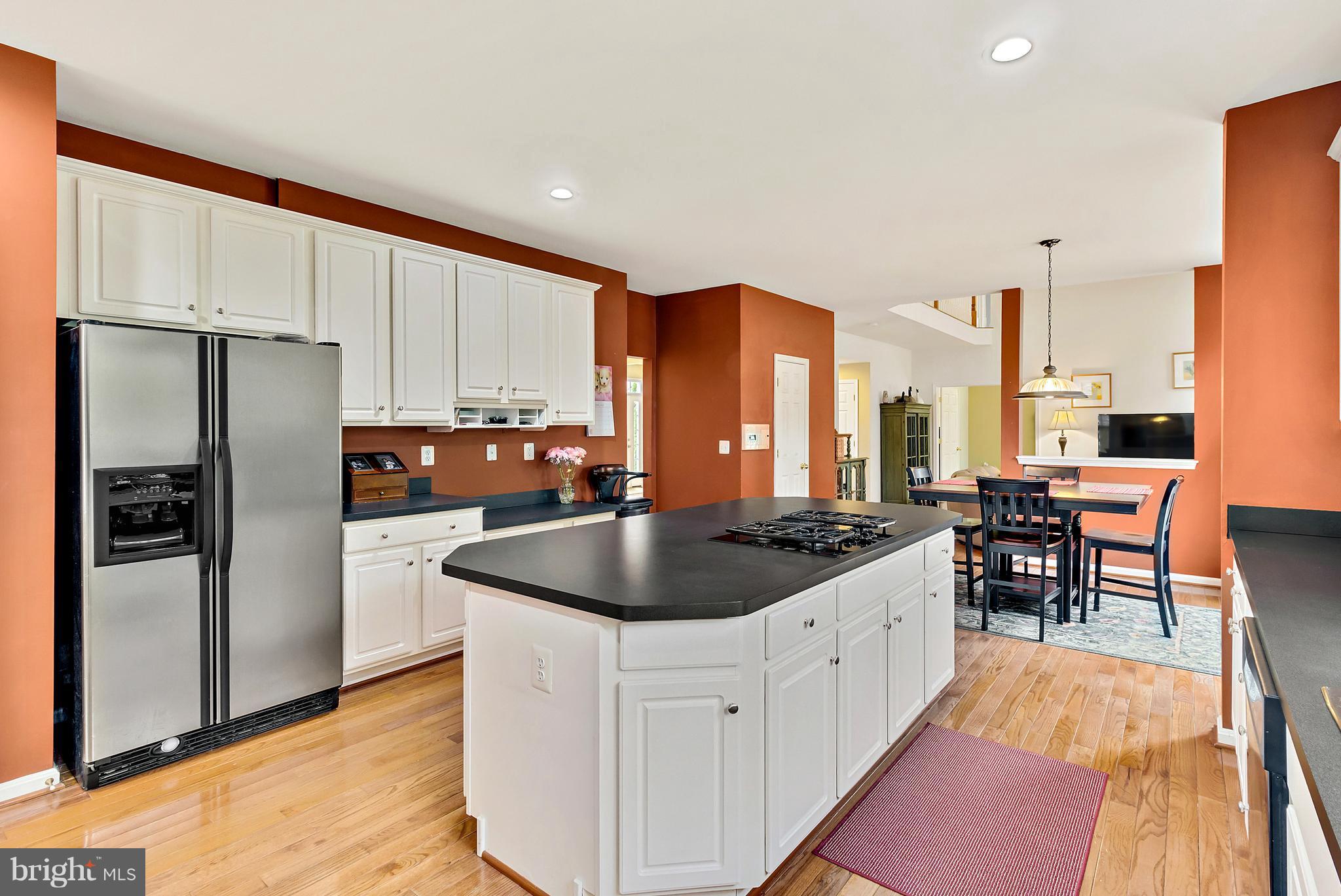 HOMEPLACE ON PELHAMS REACH - Residential