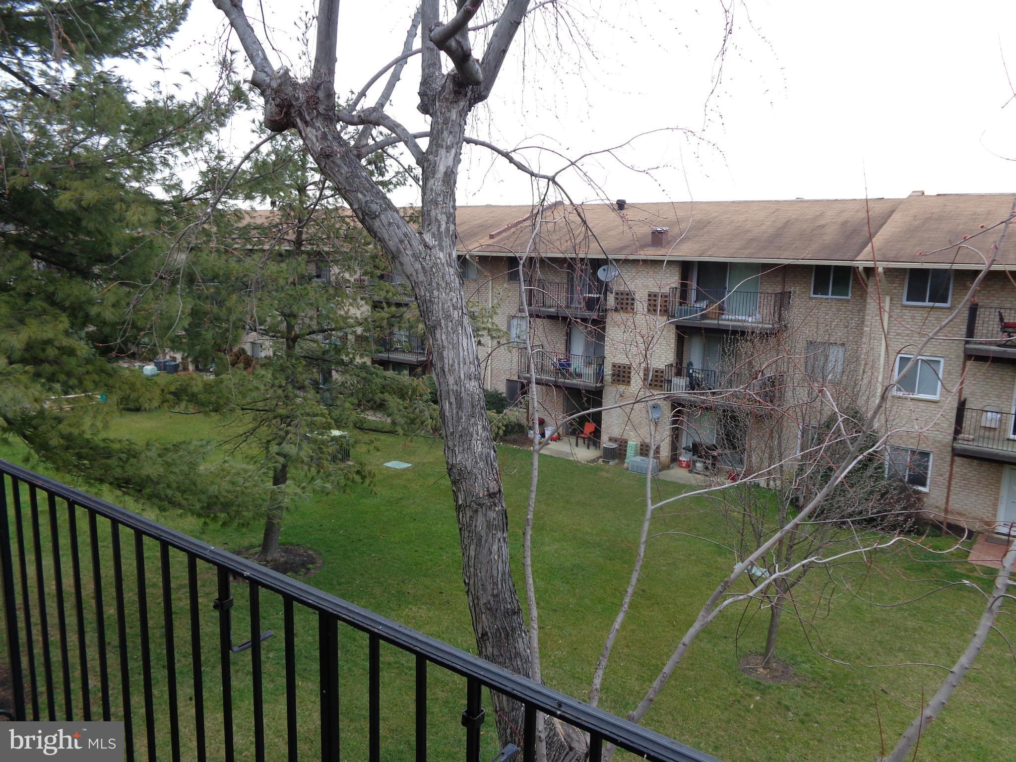 HERITAGE KNOLL - Residential