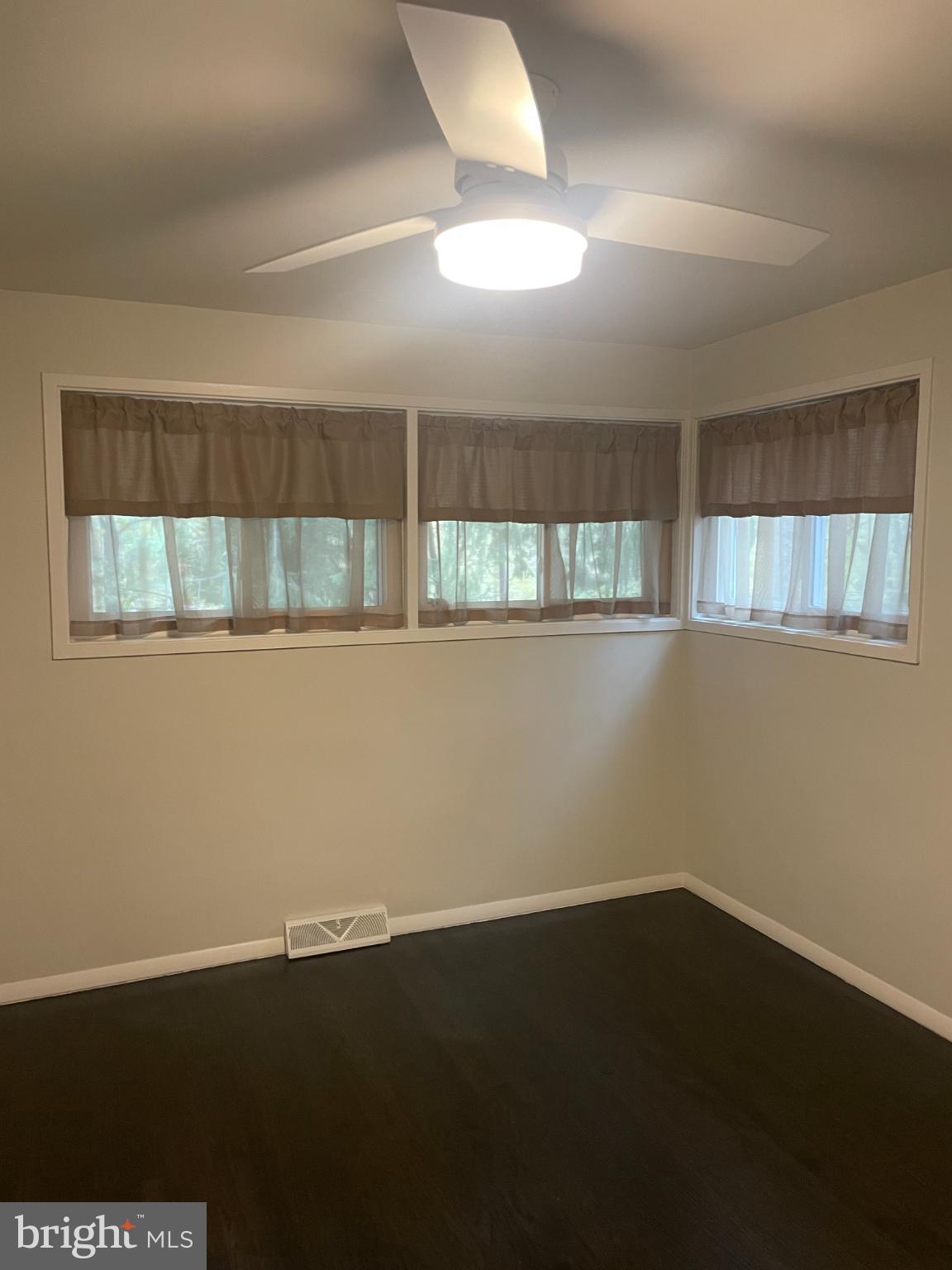 RIDDLEWOOD - Residential Lease