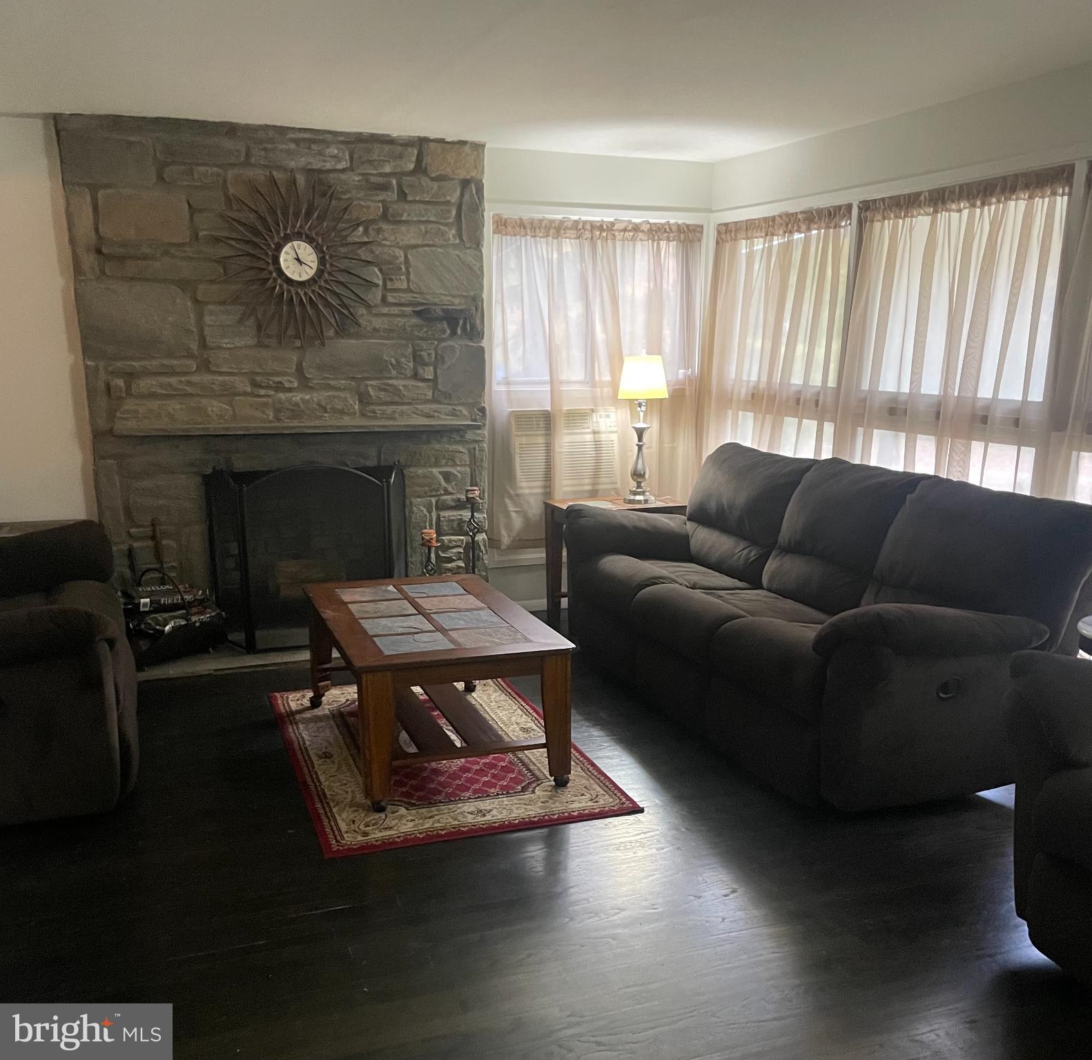 RIDDLEWOOD - Residential Lease