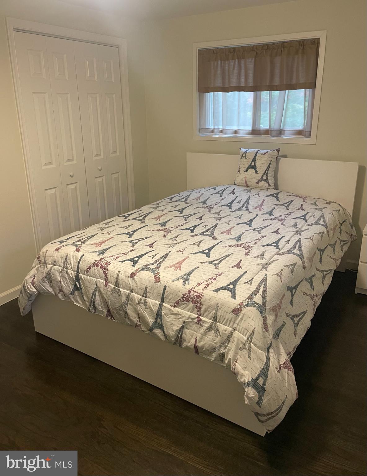 RIDDLEWOOD - Residential Lease