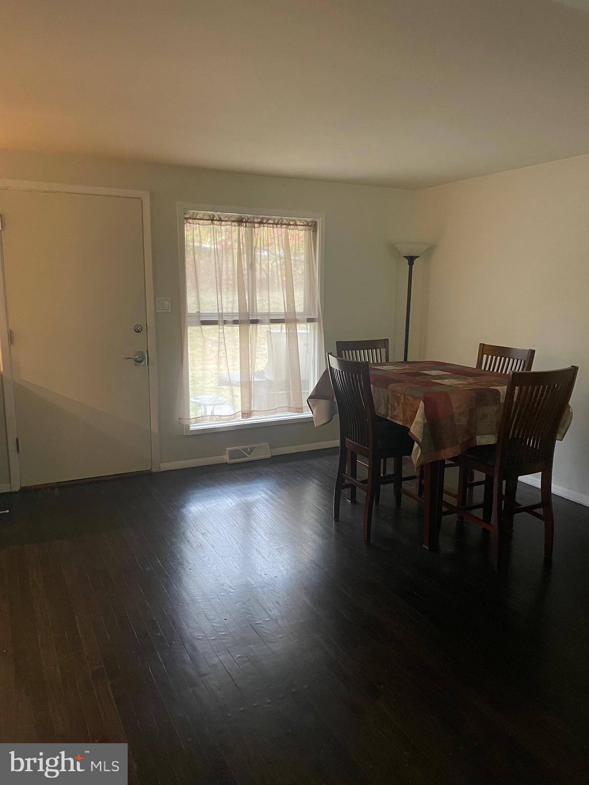 RIDDLEWOOD - Residential Lease