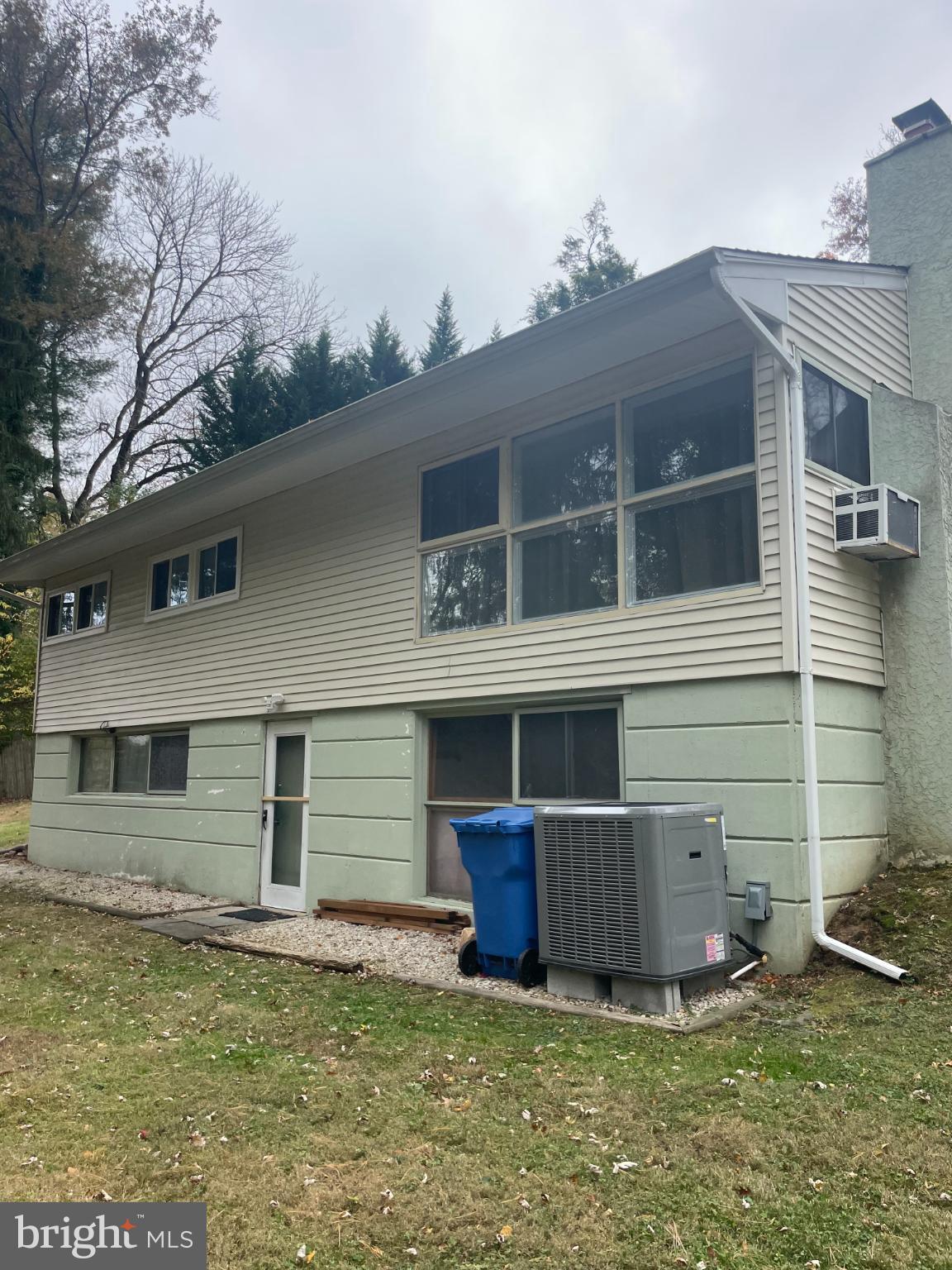 RIDDLEWOOD - Residential Lease