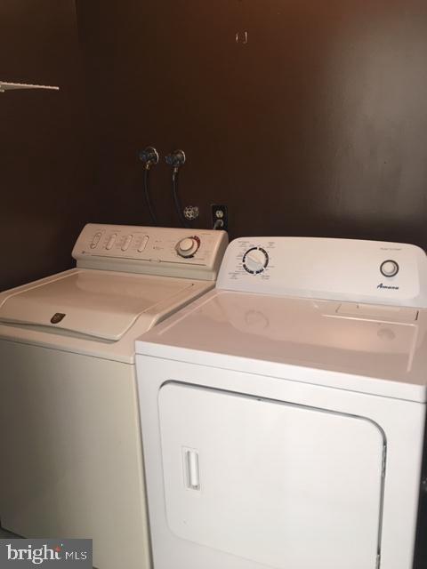 COLD SPRING NEWTOWN - Residential Lease