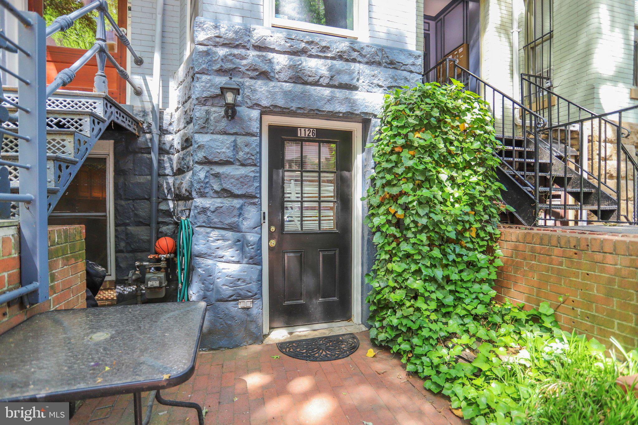 1126 25TH STREET NW 1