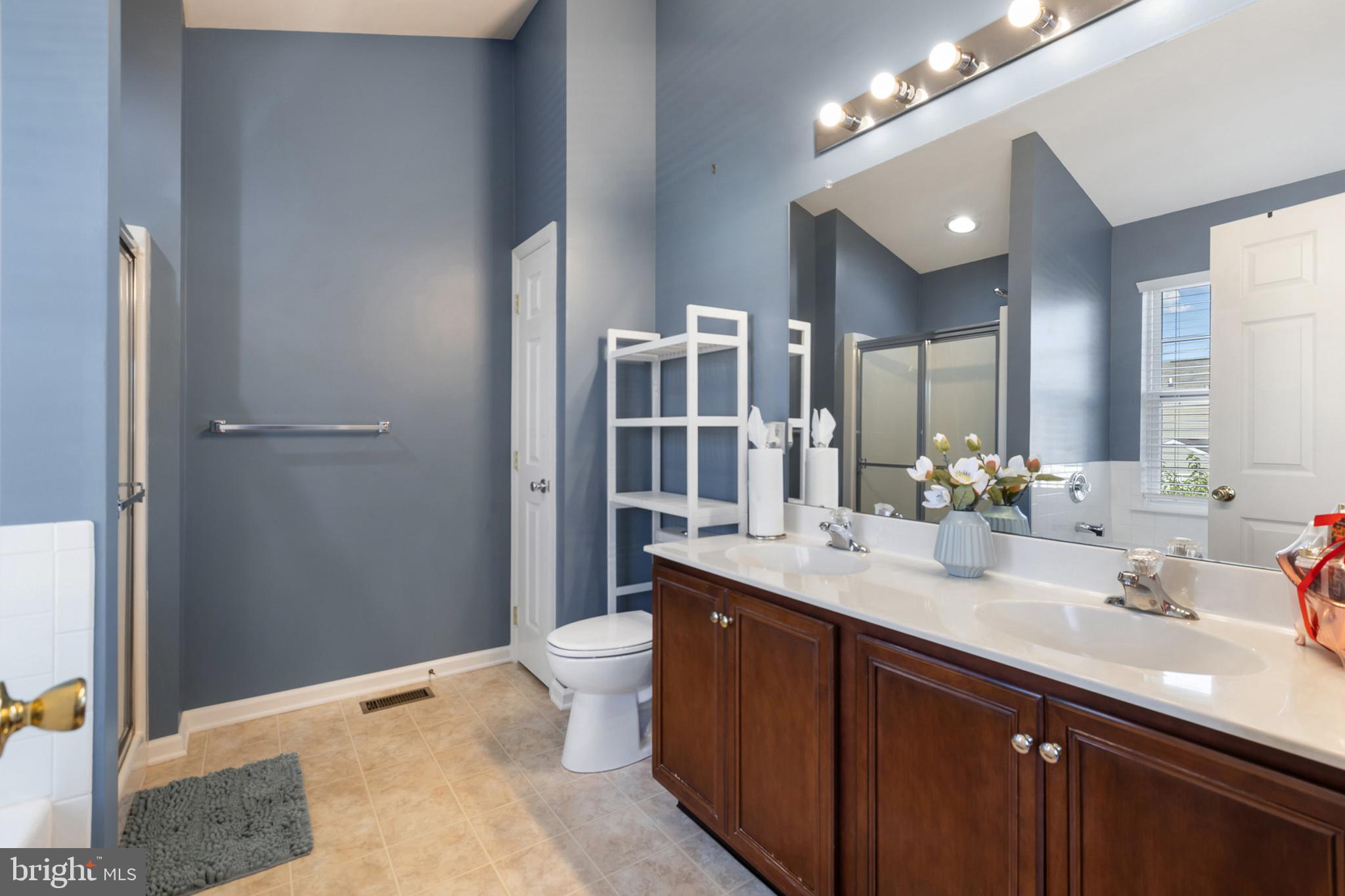 BRENFORD WOODS - Residential