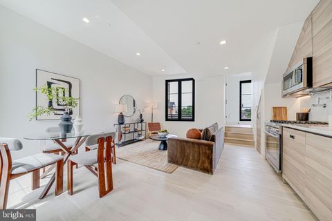 2907 NEWARK ST NW WASHINGTON DC 20008