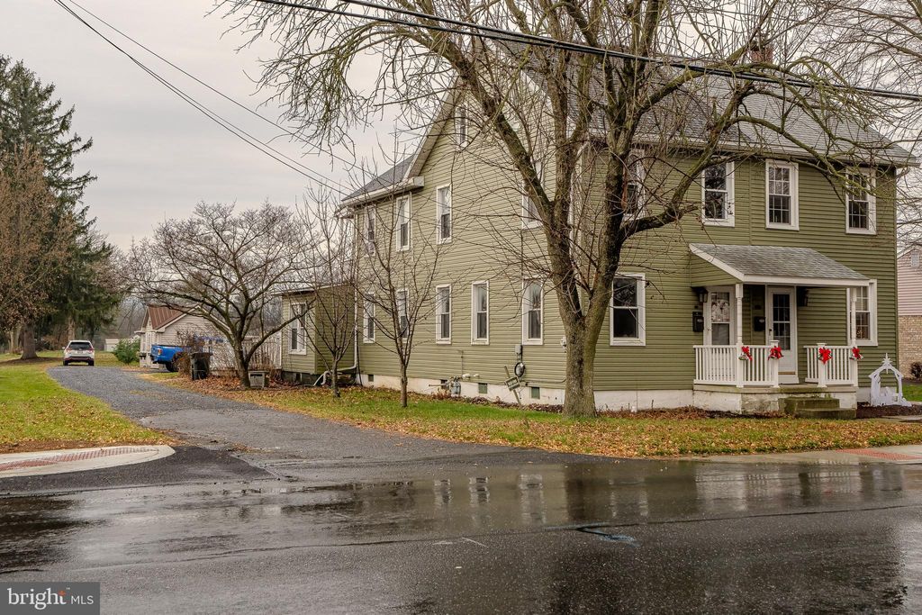 Photo of 321 E High Street, Manheim, PA 17545 (MLS # PALA2044884)