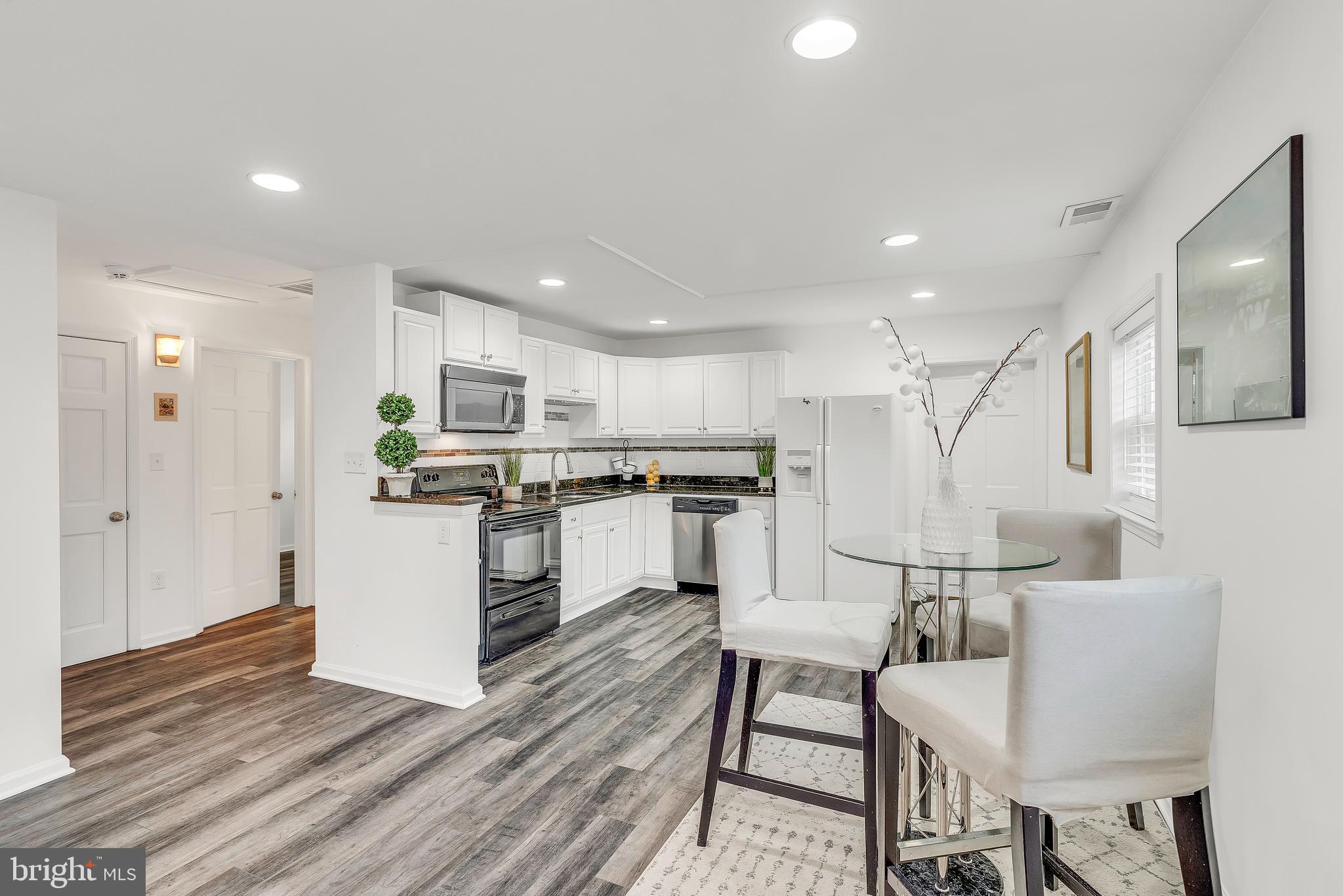 NEWTON VILLAGE - Residential