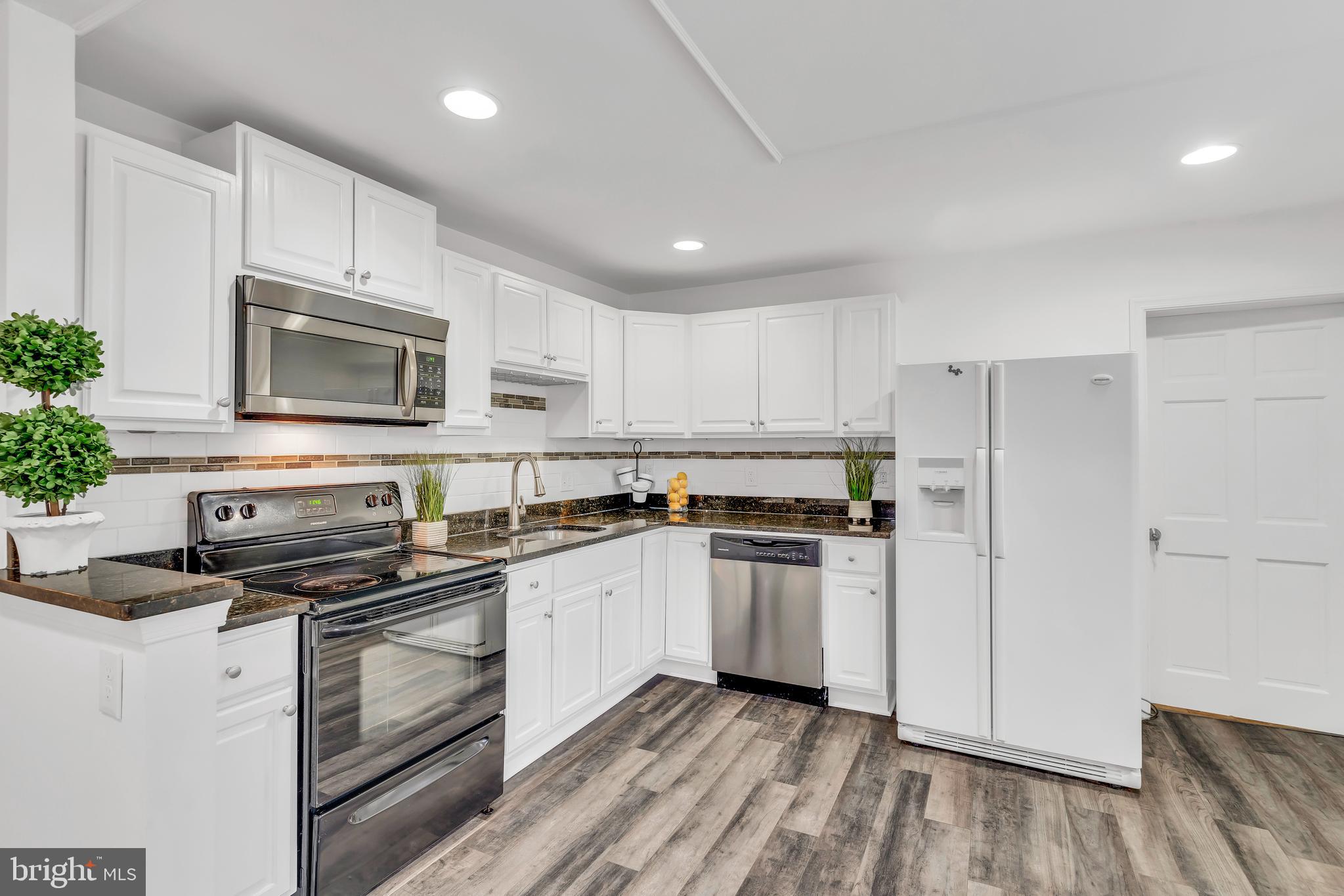 NEWTON VILLAGE - Residential