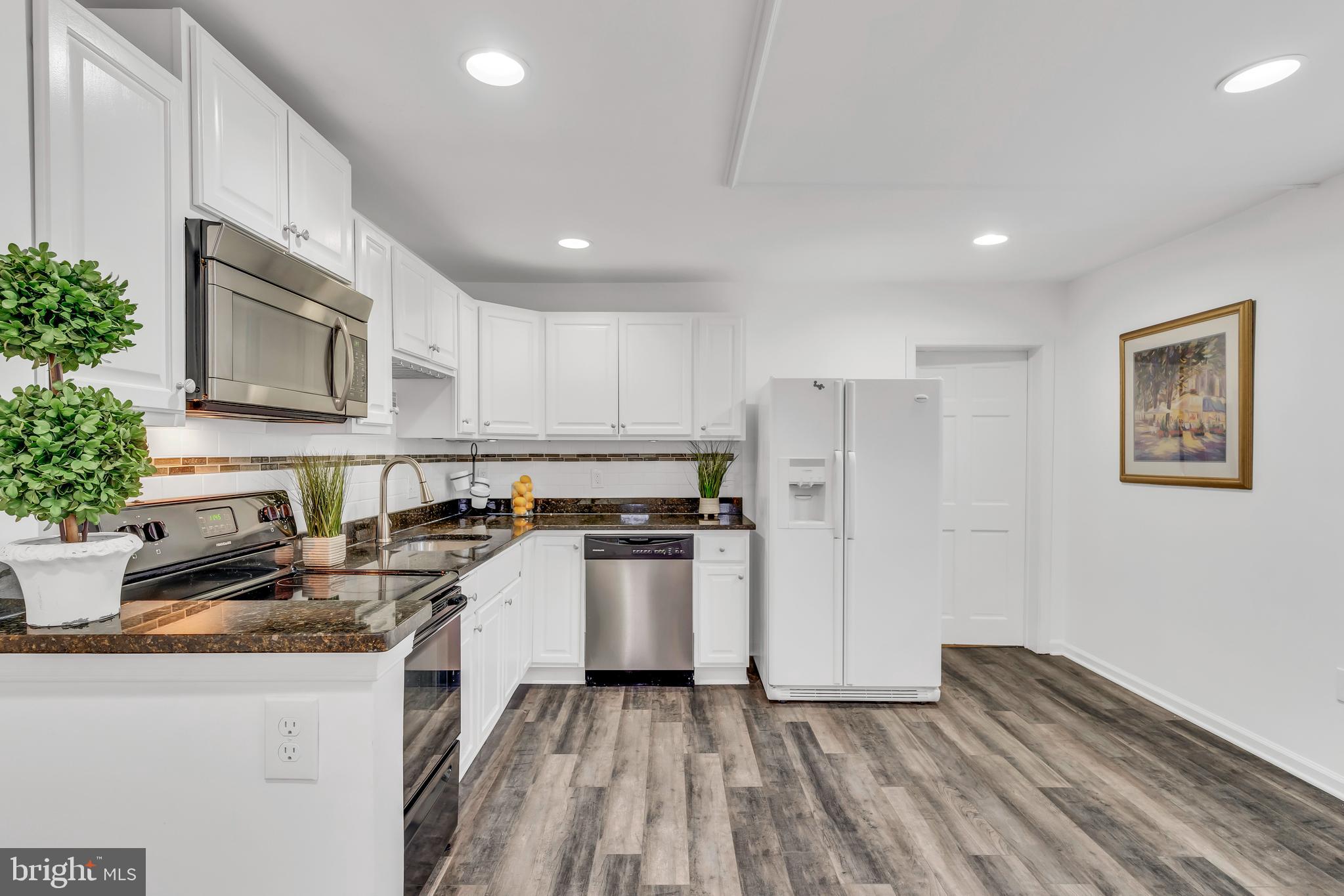 NEWTON VILLAGE - Residential