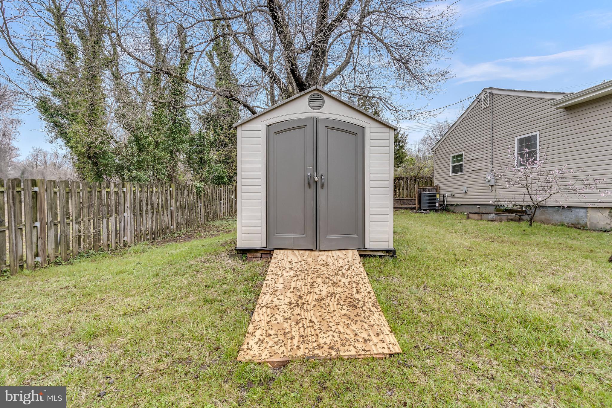 NEWTON VILLAGE - Residential