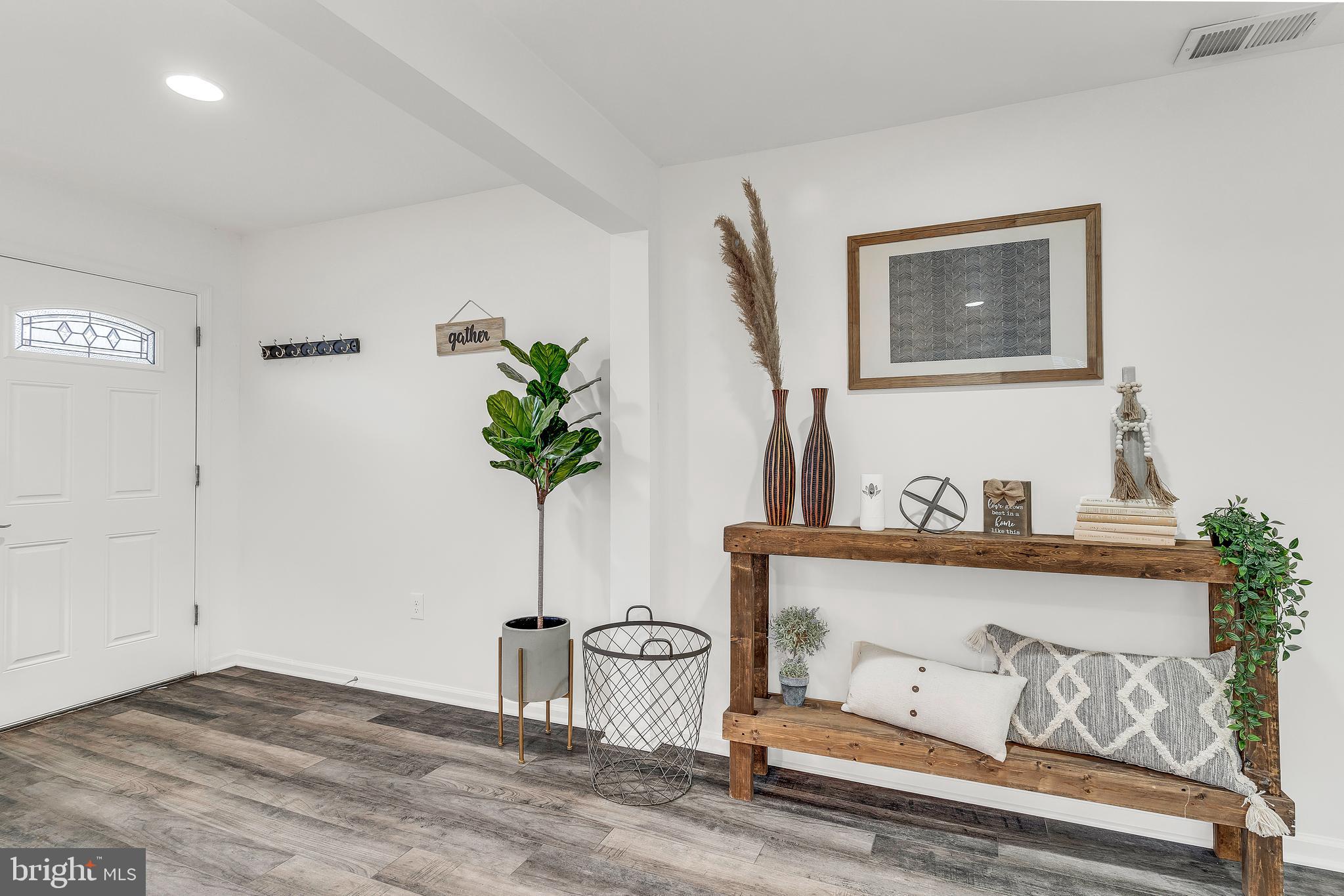 NEWTON VILLAGE - Residential