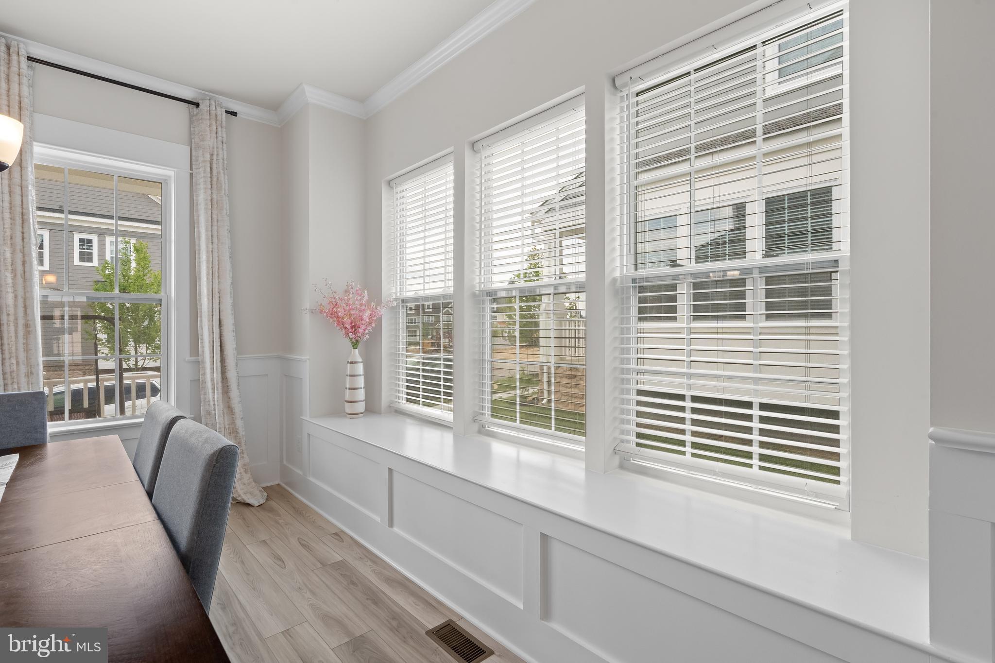 SPRING OAK - Residential