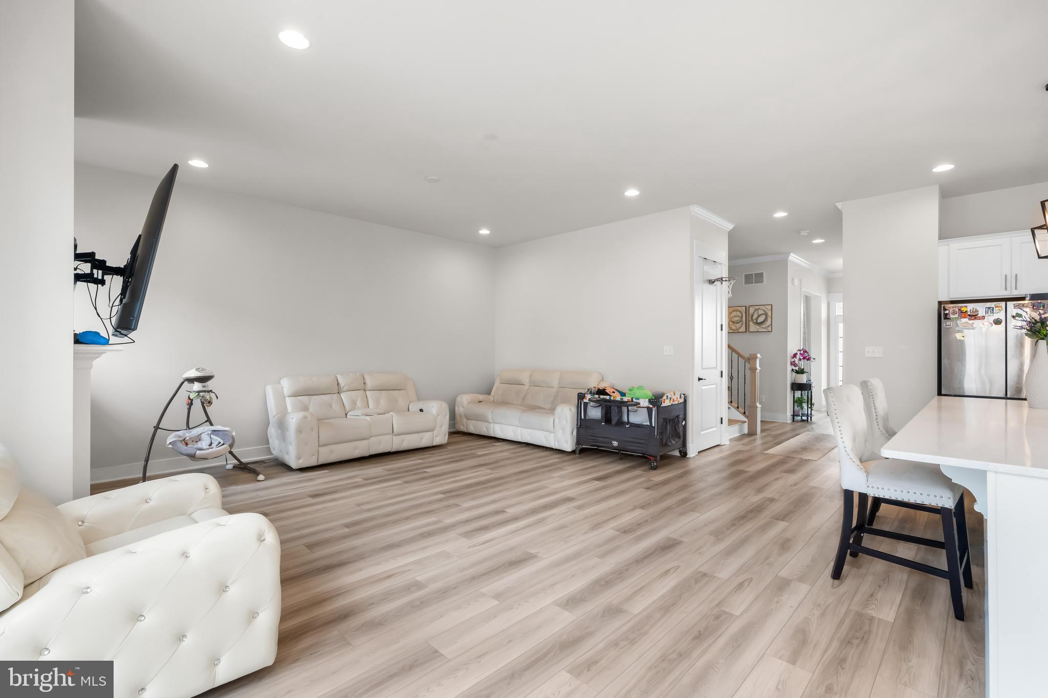 SPRING OAK - Residential