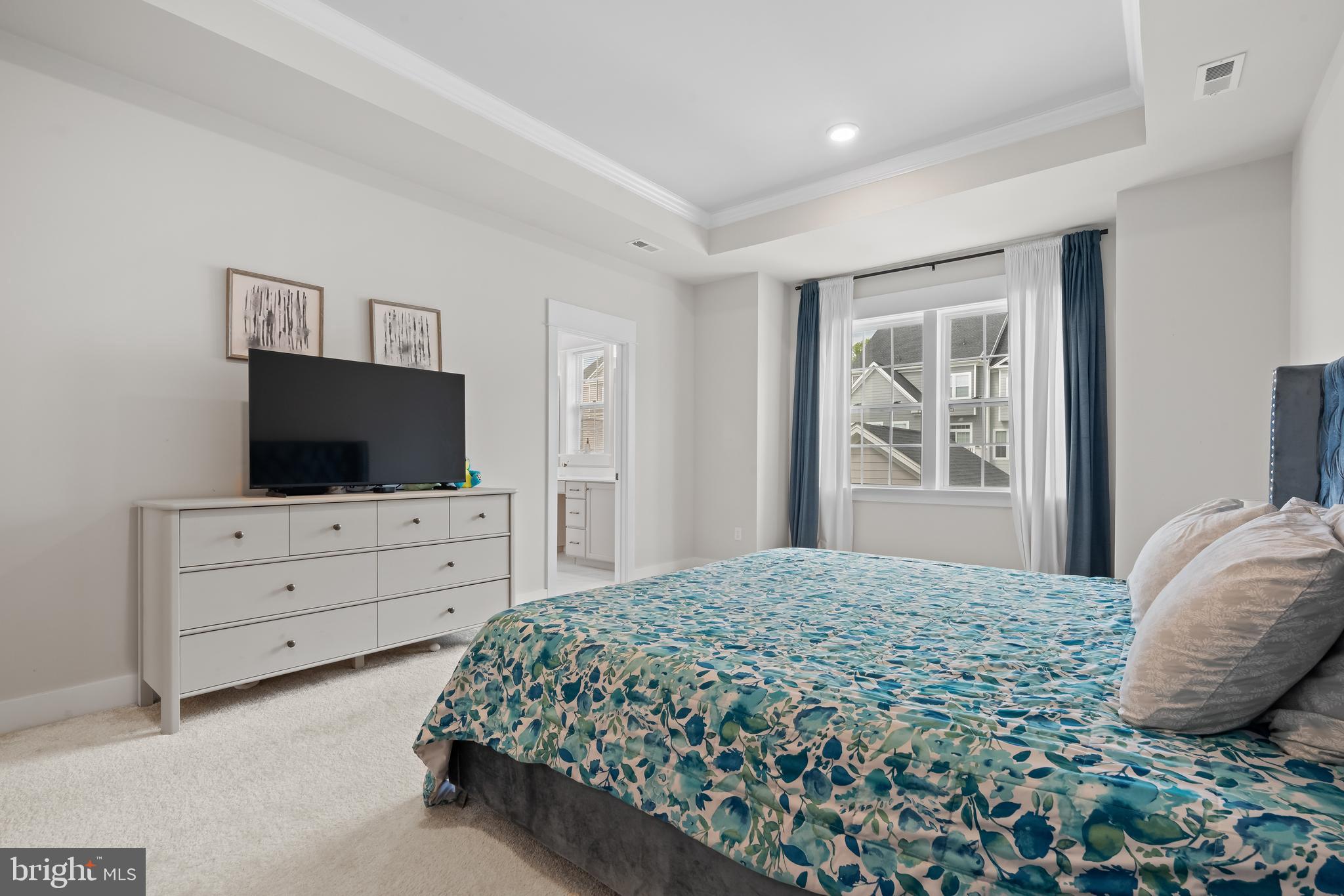 SPRING OAK - Residential