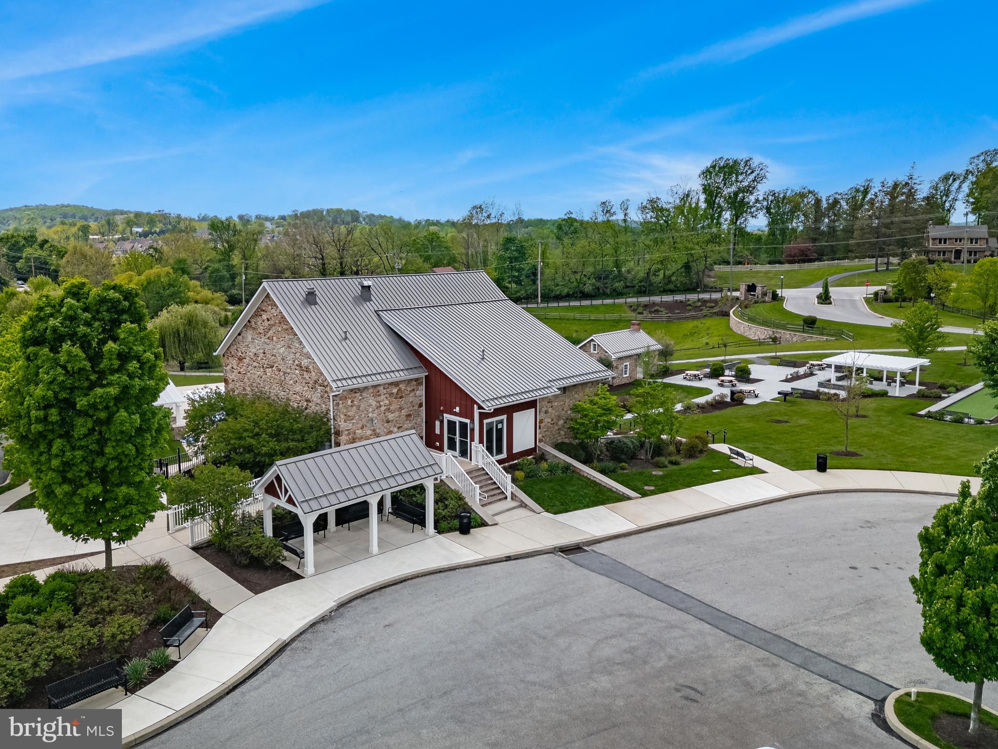 SPRING OAK - Residential