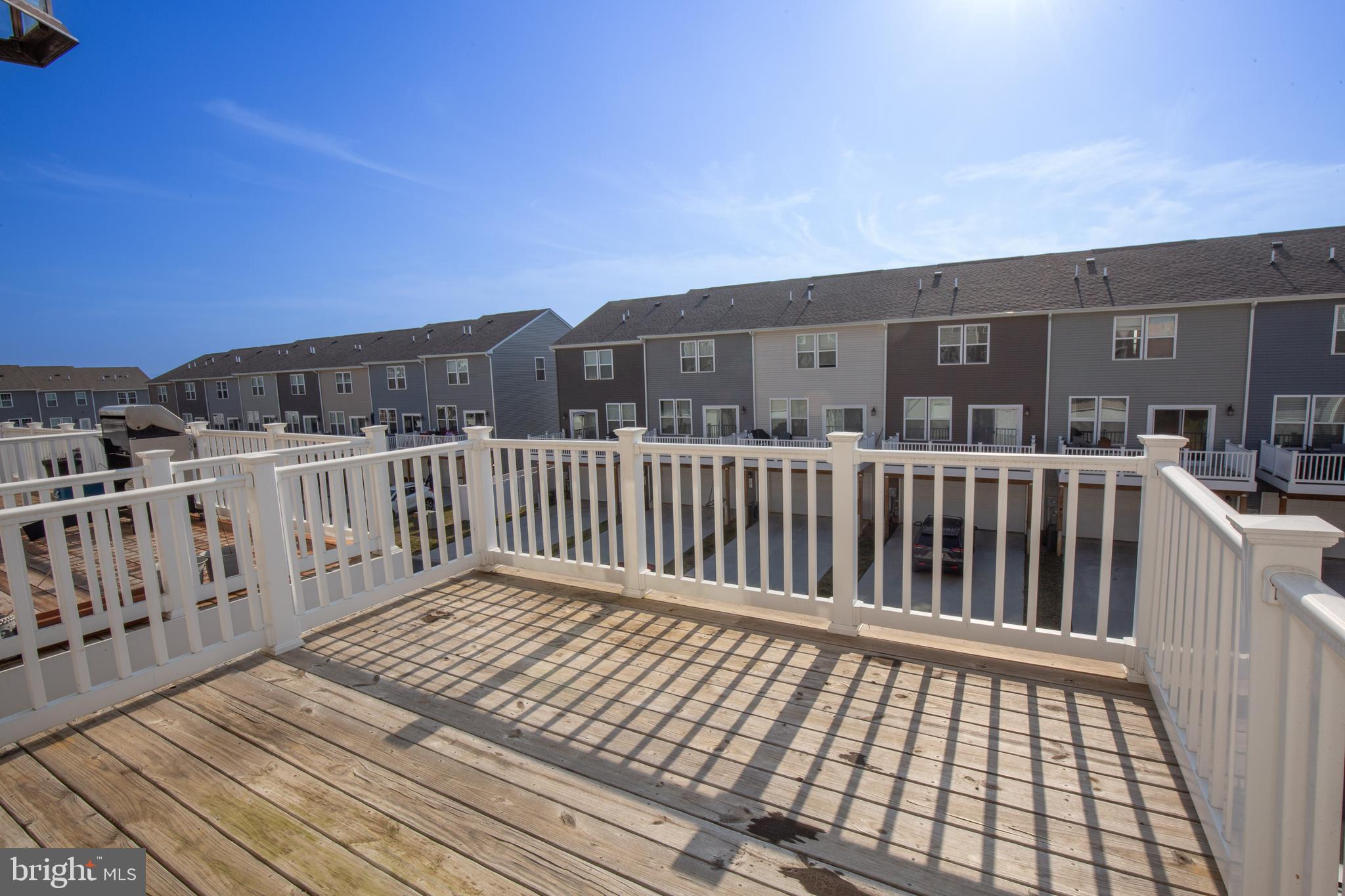 PRESIDENTS POINTE - Residential Lease