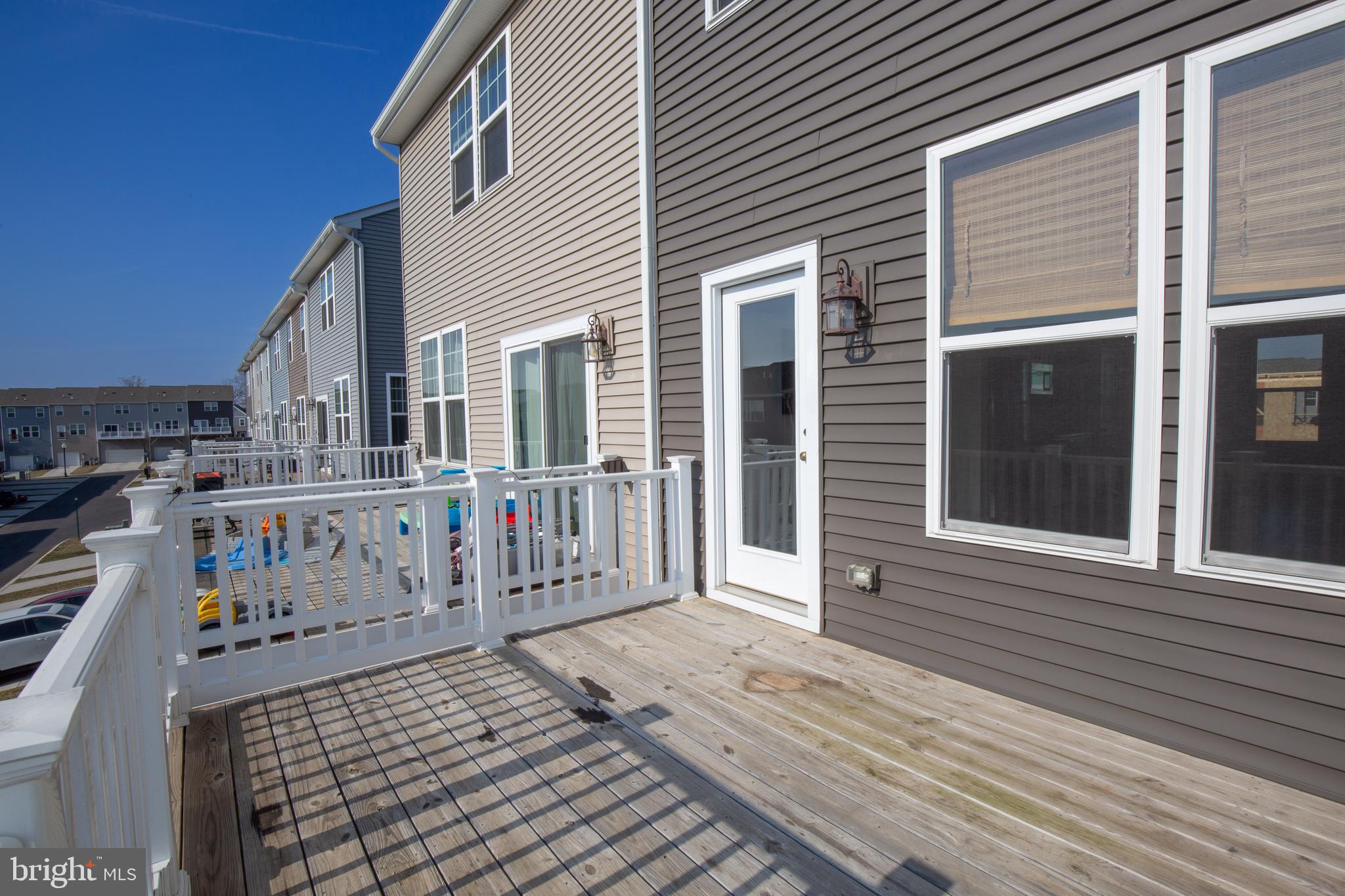 PRESIDENTS POINTE - Residential Lease