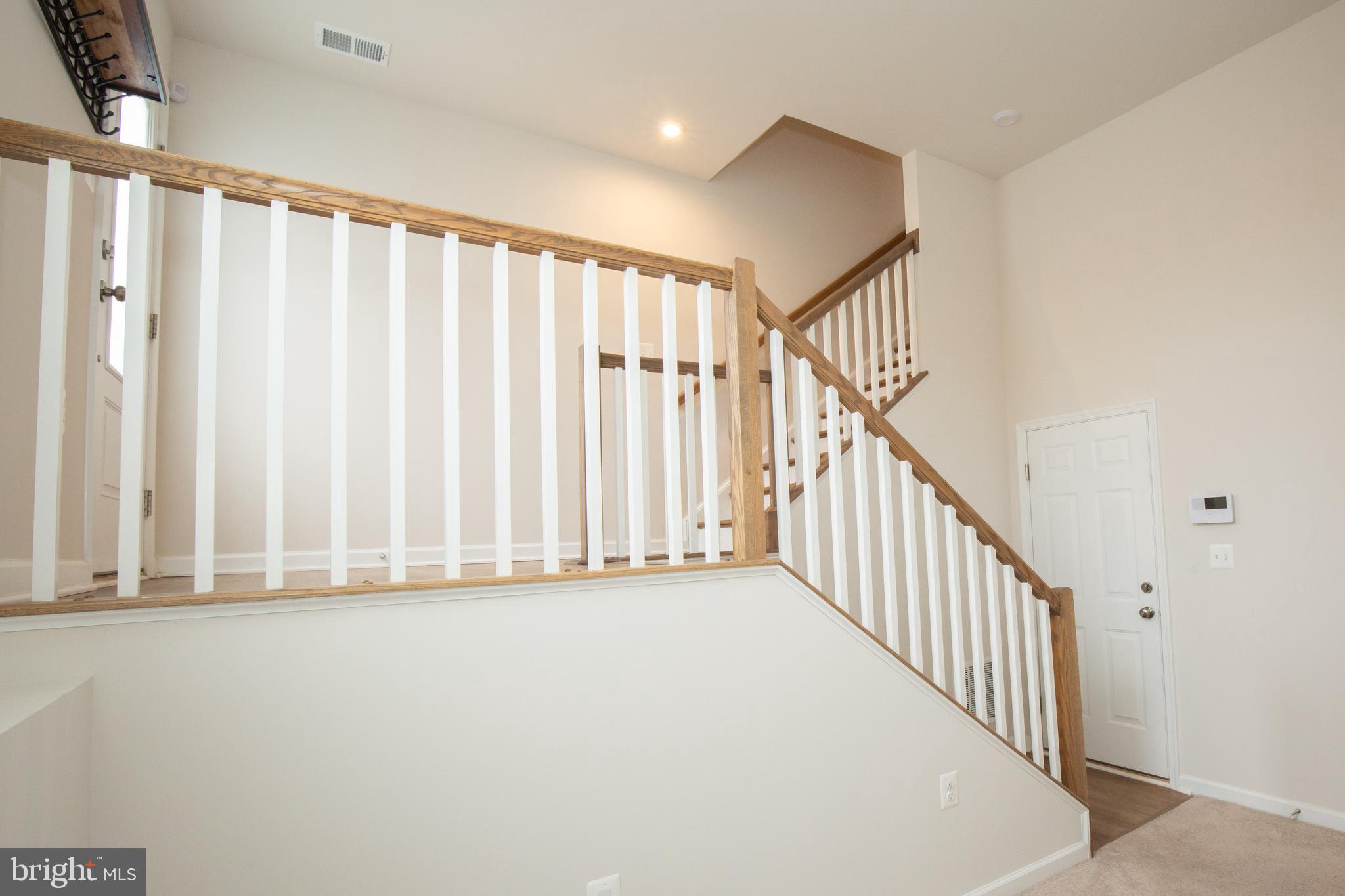 PRESIDENTS POINTE - Residential Lease