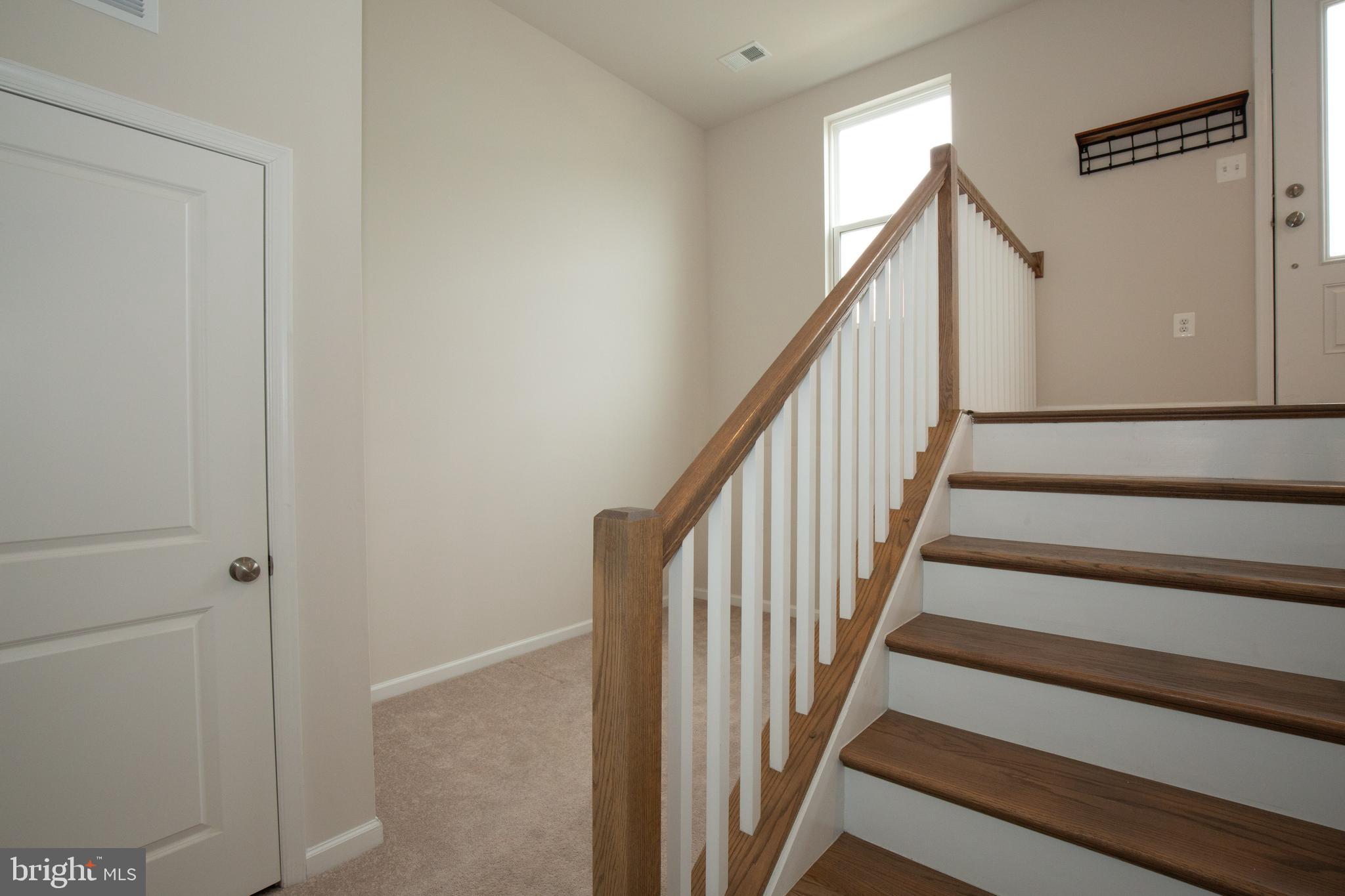 PRESIDENTS POINTE - Residential Lease