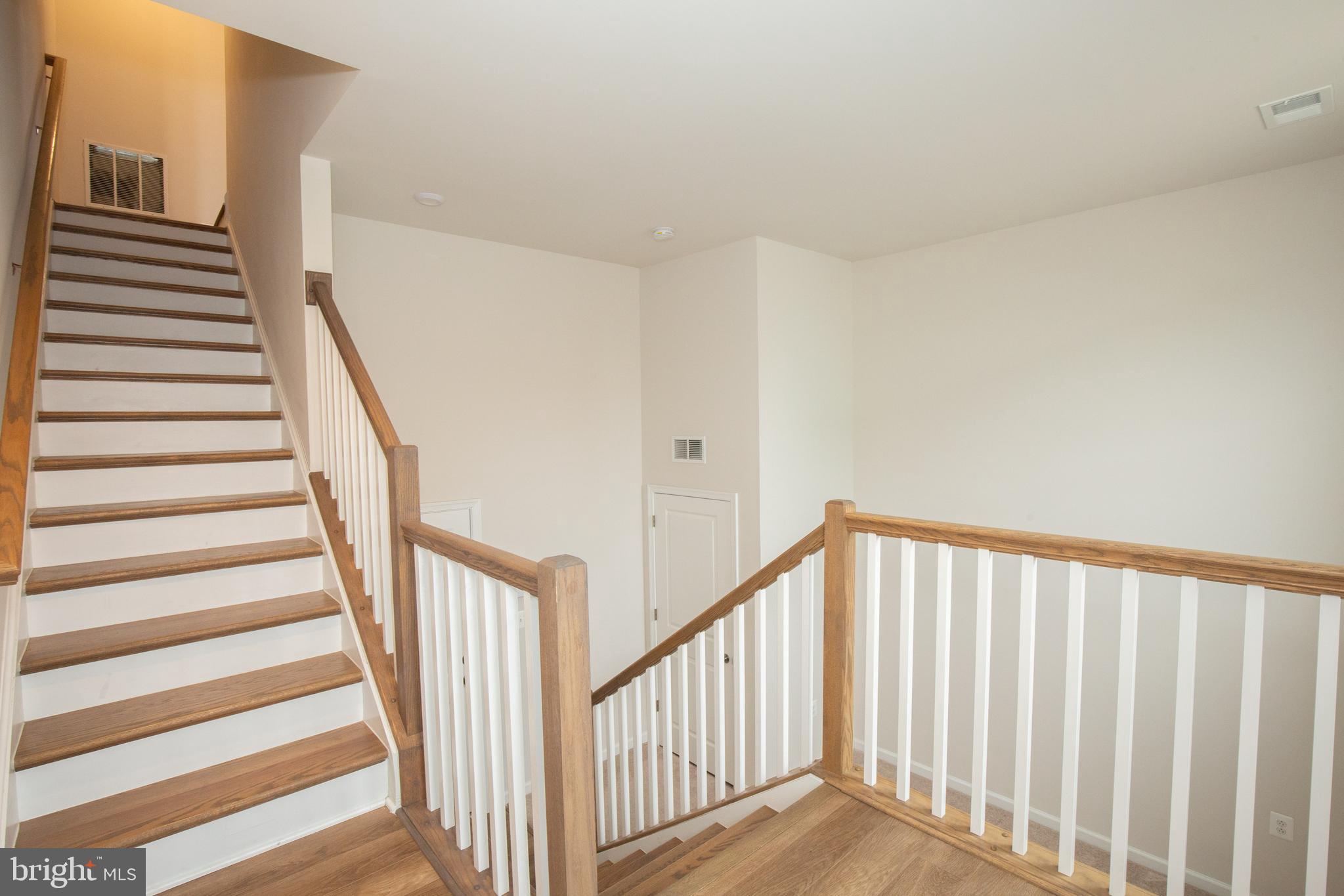 PRESIDENTS POINTE - Residential Lease